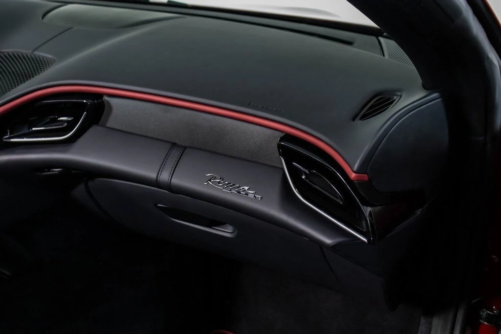 mph049_880040483_a9db1381d1fada3e10250db9c6fae7b2x_06e7a1ab91