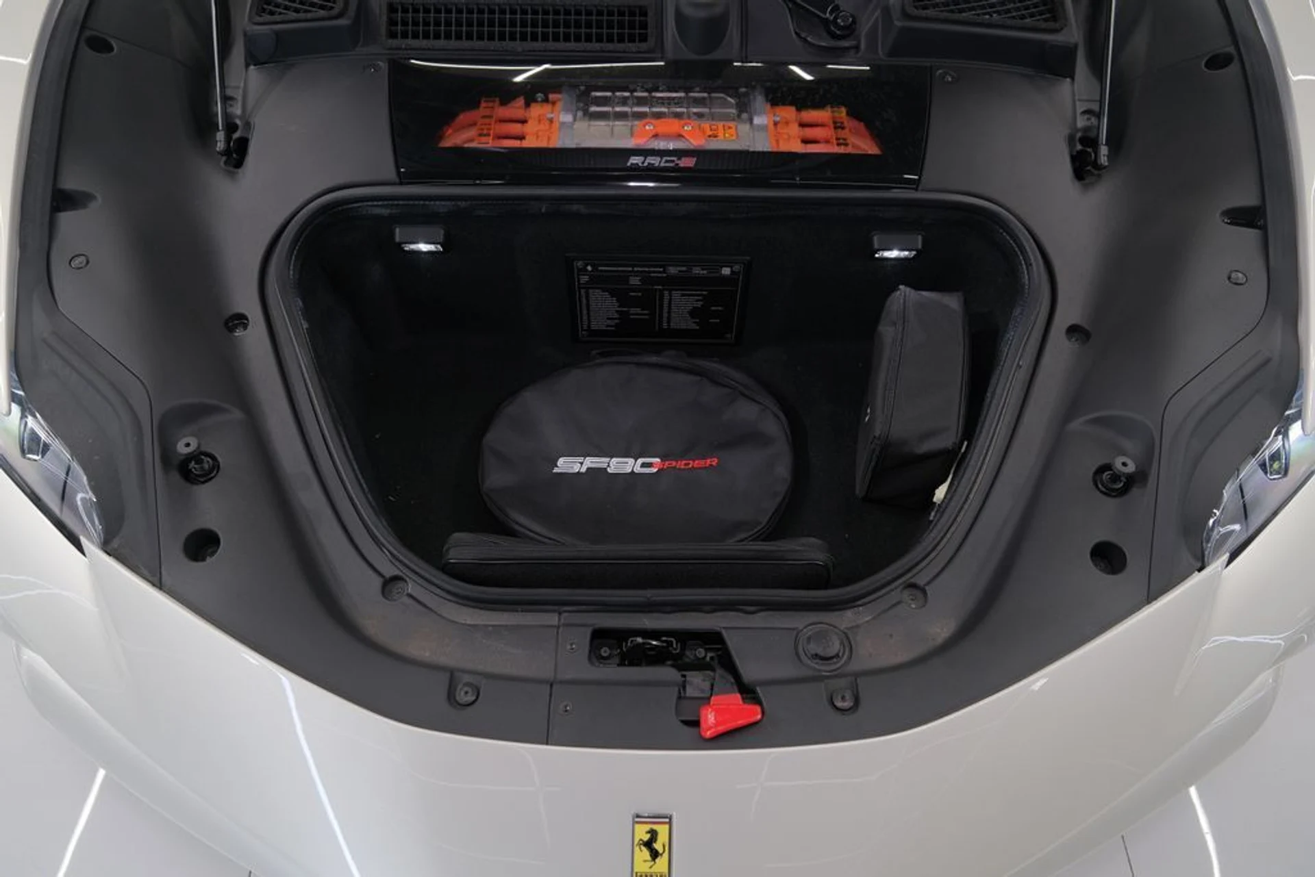 mph049_880960884_21252cb0bce7de0bacbec1654fce8da0_e7f81b983f