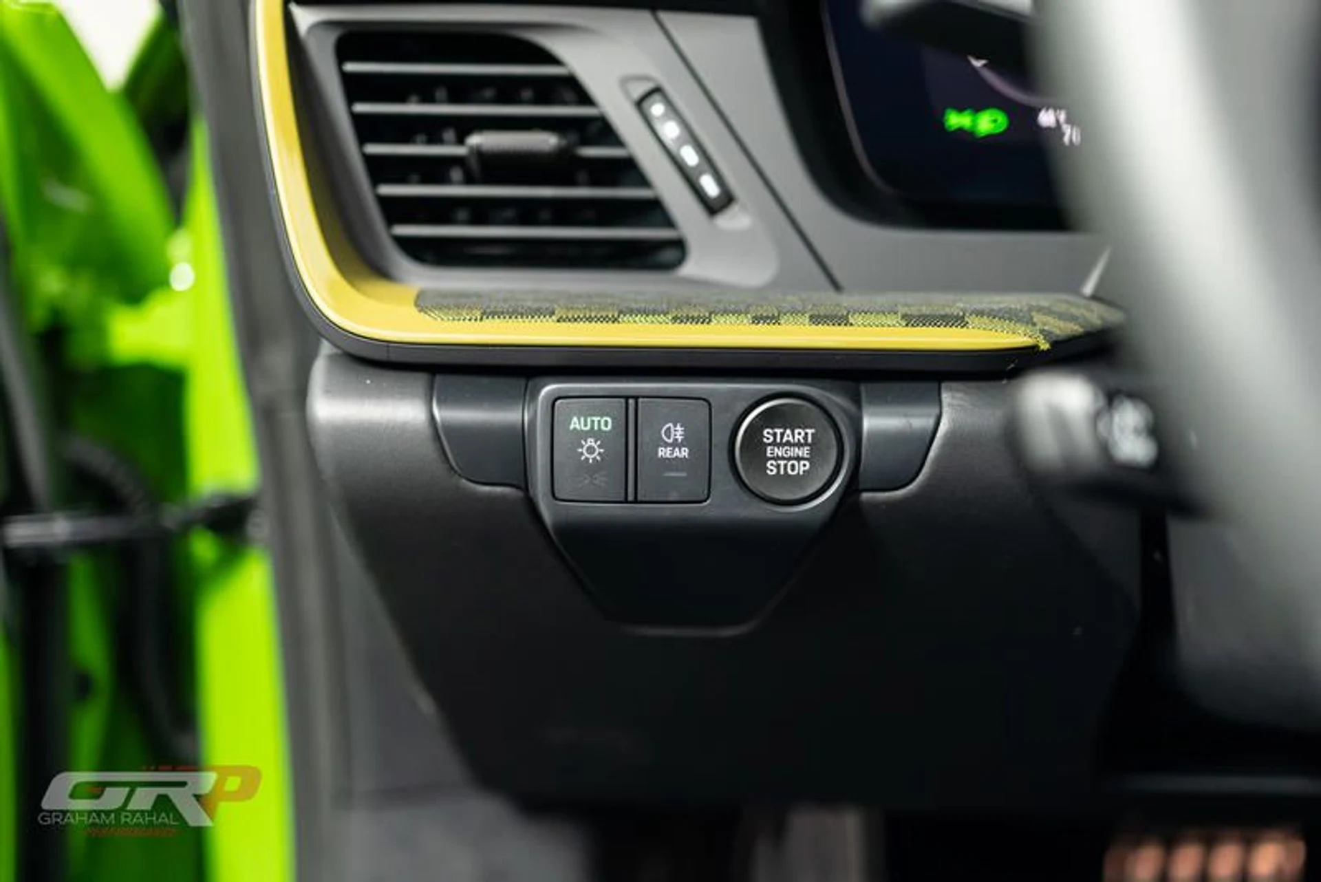 mph049_893960081_356_B16_E8_1_F40_4916_BF_65_E1_B75_DCFAB_0_B_d3c5553321