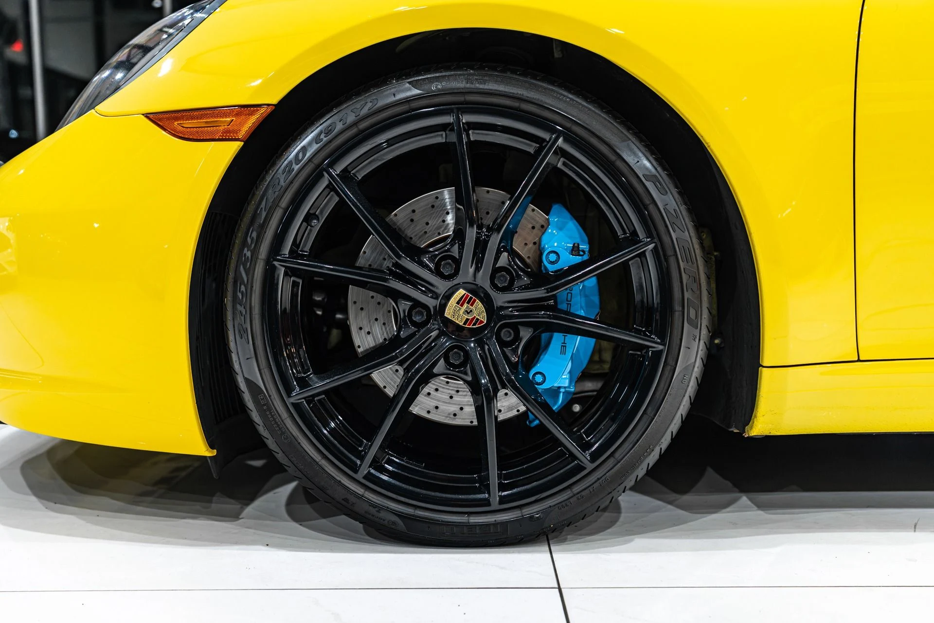 mph049_900081866_13056_p50_l_776480e526