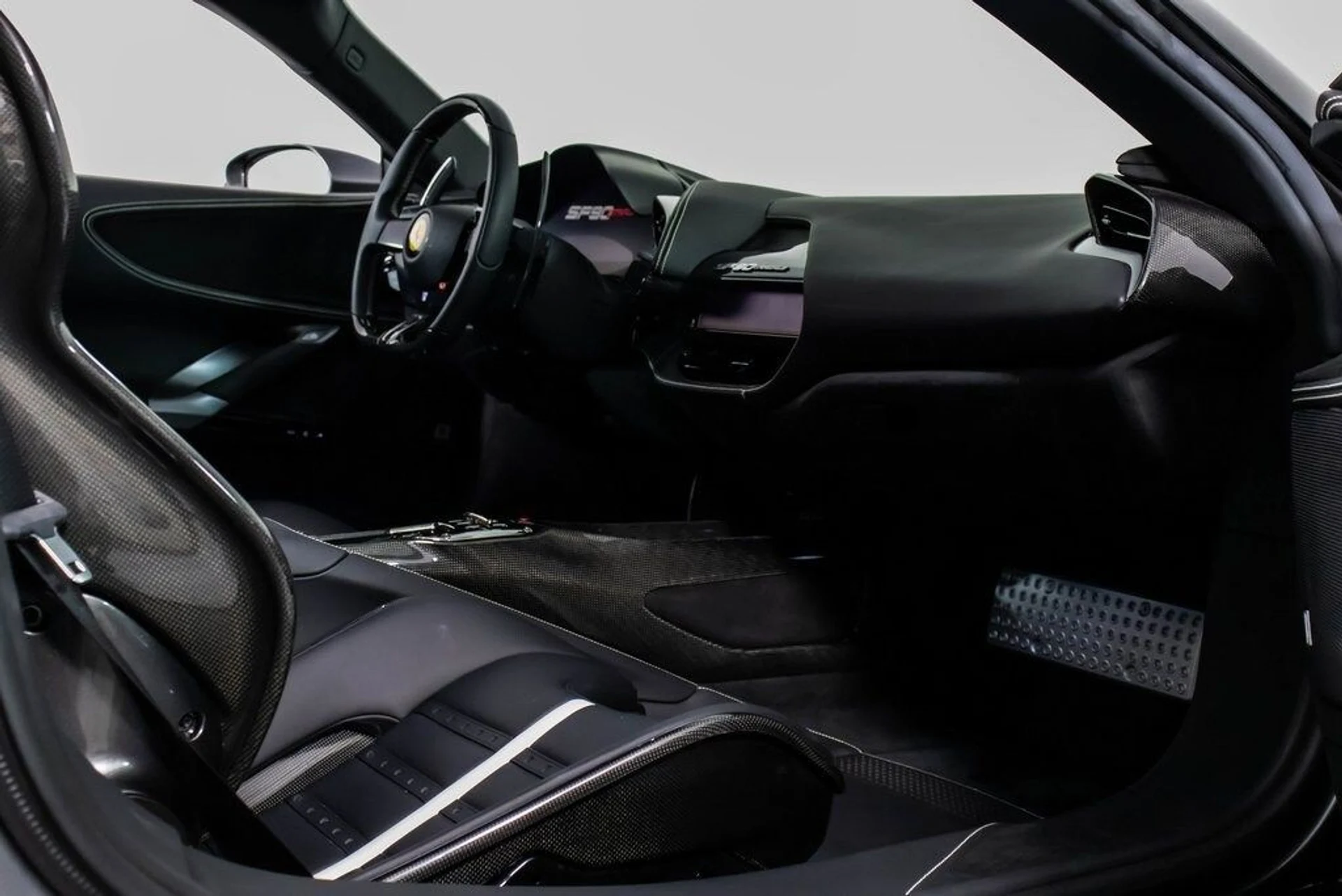 mph049_901739988_26f4f24af4396d1d4f3d4f2e8cc4563bx_9c6eb1803f