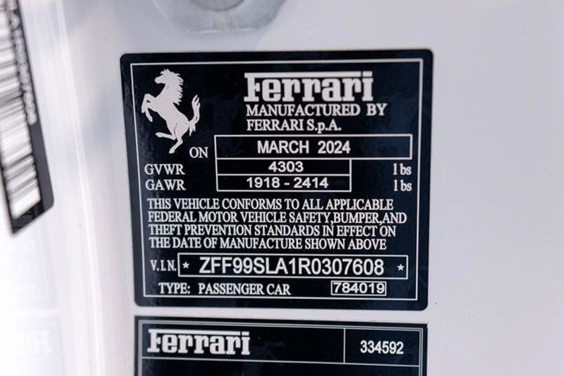 mph049_914878419_84a4c396769b5123099085a69266a9cex_5cb030386e