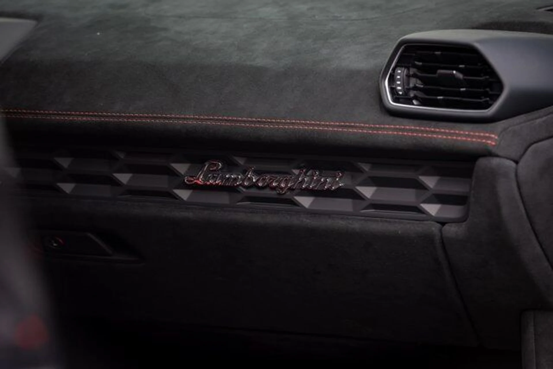 mph049_943624923_8c7f8a224bba836ce61dba40e52ec37e_838cabc0fe