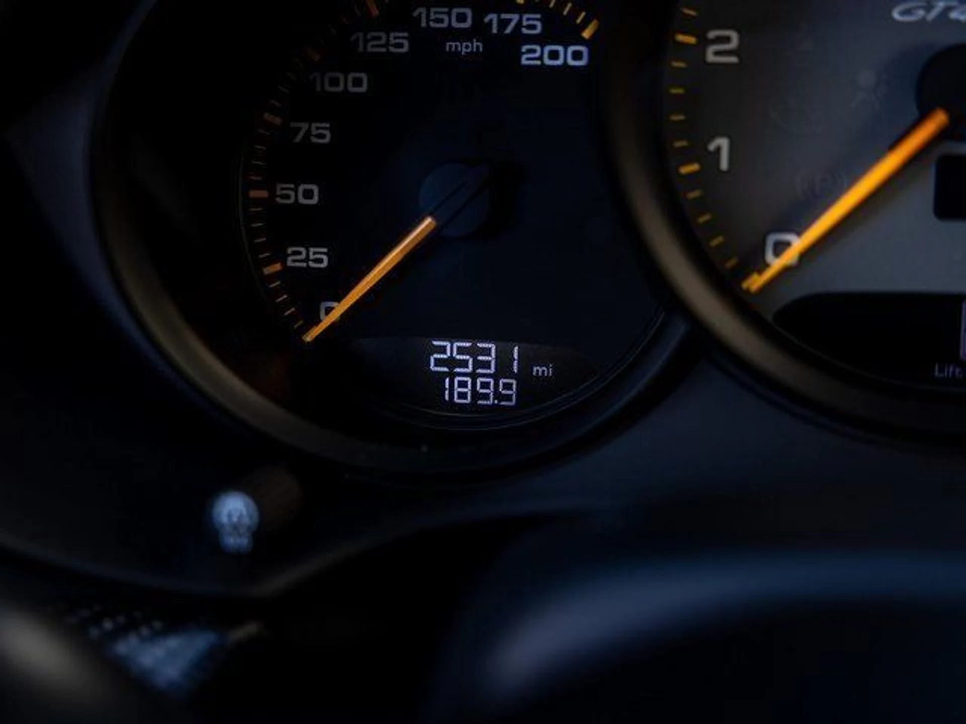 mph049_946807779_50_90757b3932