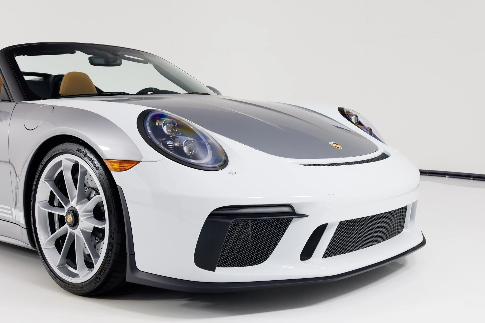 mph049_949864166_Used_2019_Porsche_911_Speedster_1770313326_058ca68cfa