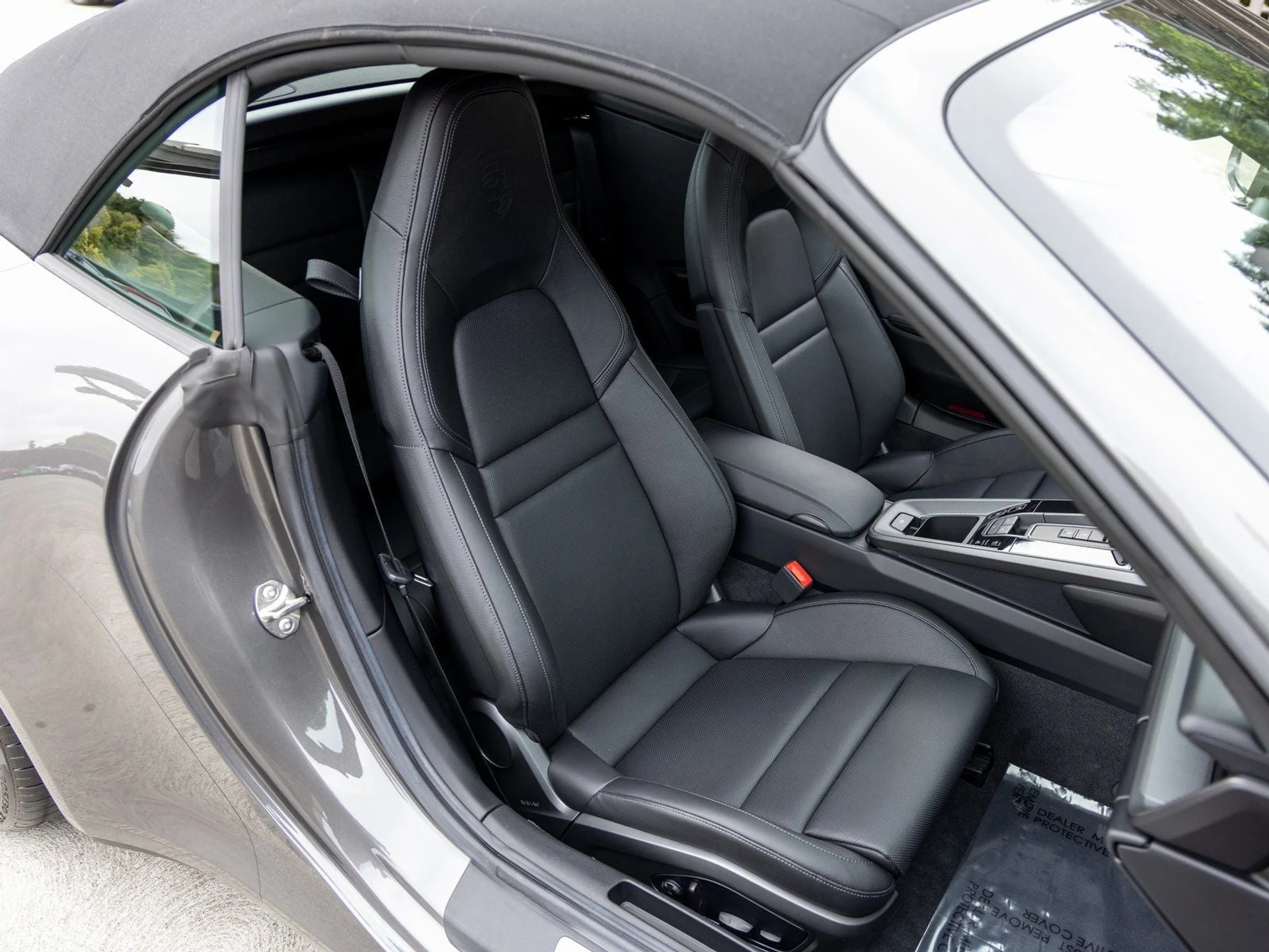 mph049_967716304_50_51b18a93bf