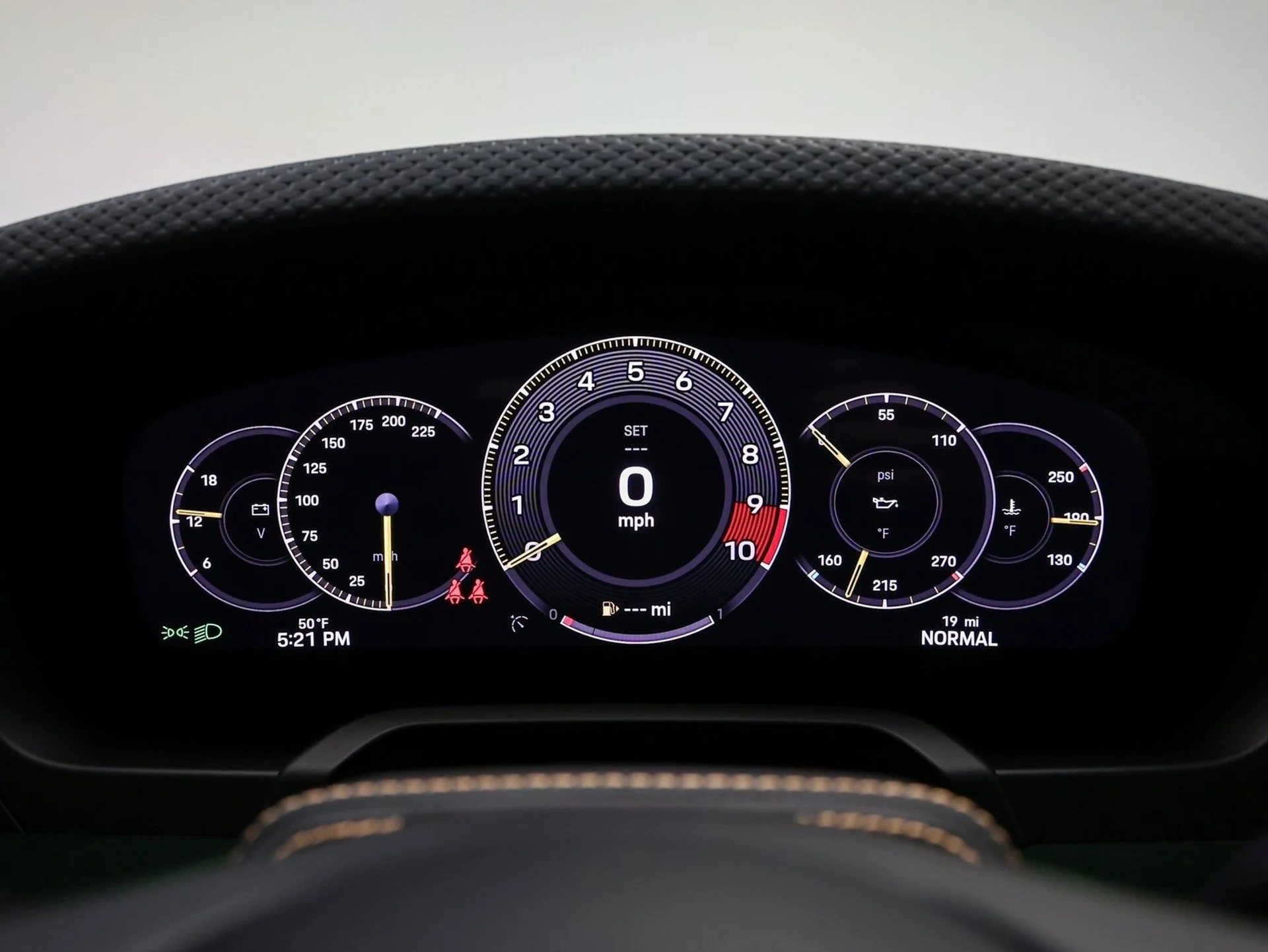 mph049_968131102_50_0c1d557411