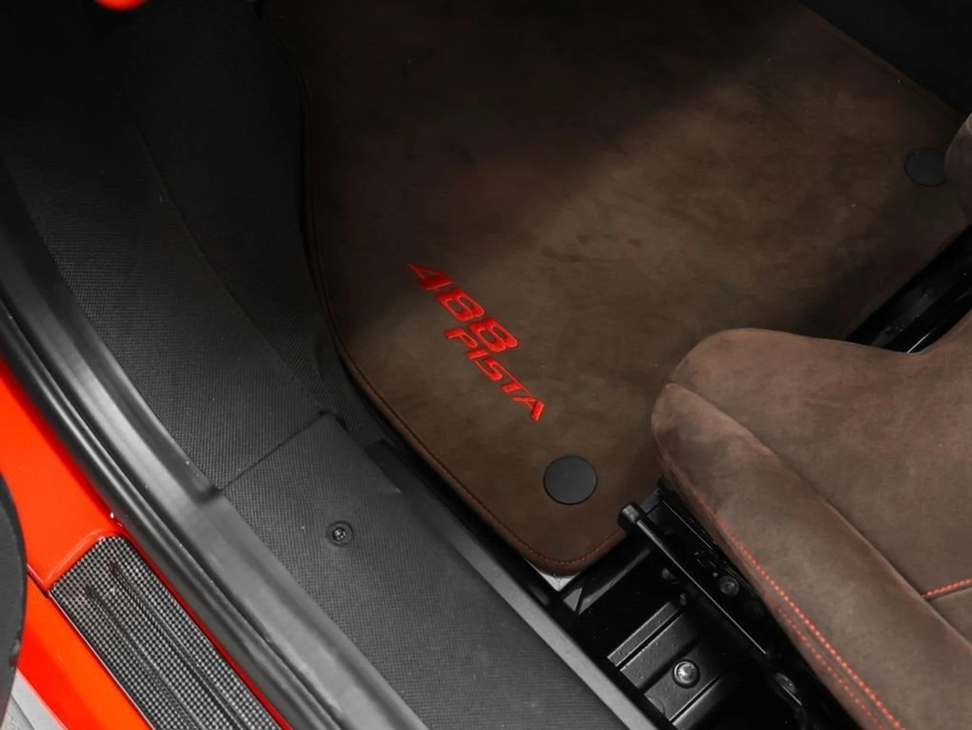 mph049_974799810_50_6b1d5ec5ce