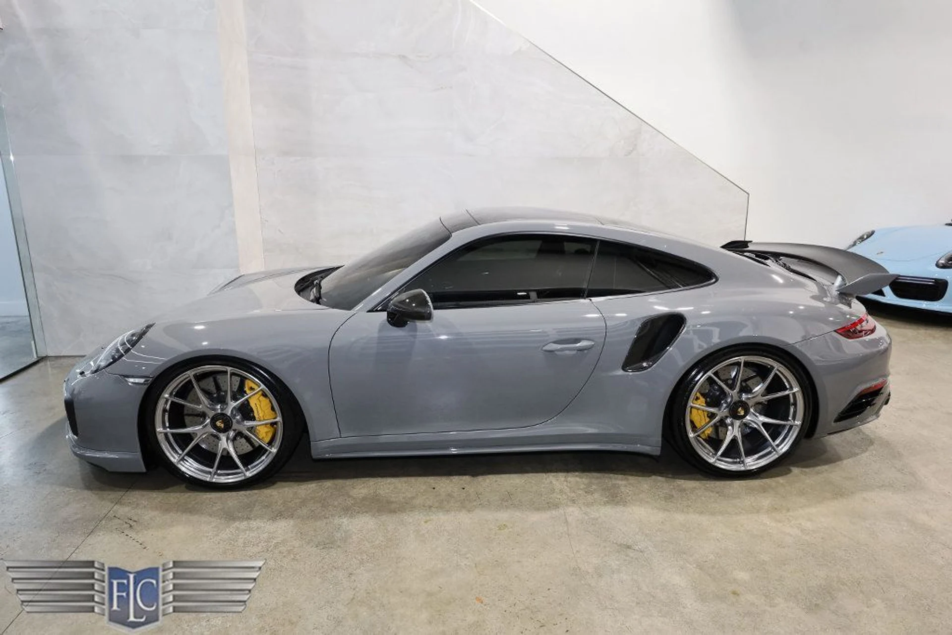 mph049_980307016_used_2018_porsche_911_turboscoupe_9689_22116353_50_1024_5a62c6d49e