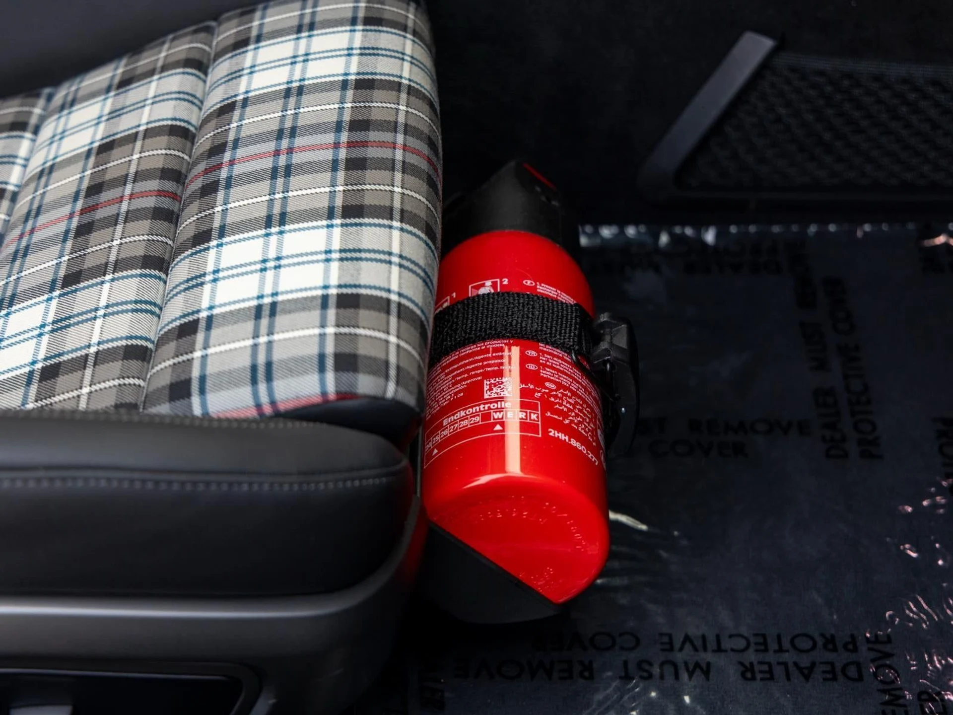 mph049_985029539_50_7d7f5d8814