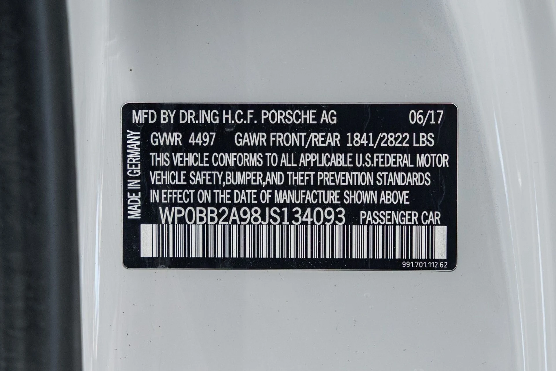 mph049_986009564_Bg_d0df0dd68a