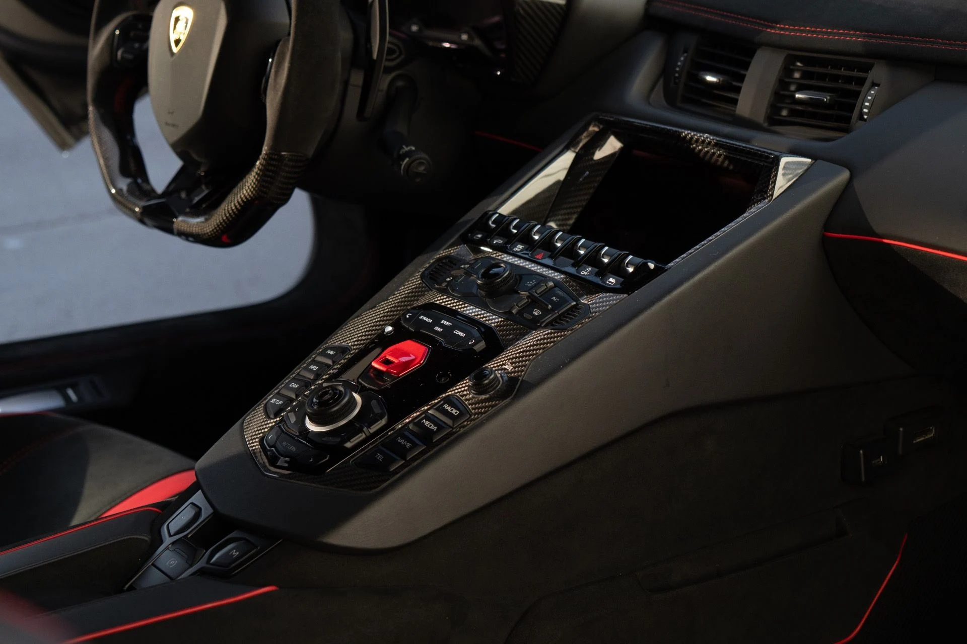 mph049_992689035_Used_2019_Lamborghini_Aventador_LP_770_4_SVJ_1761096510_3fa0377313