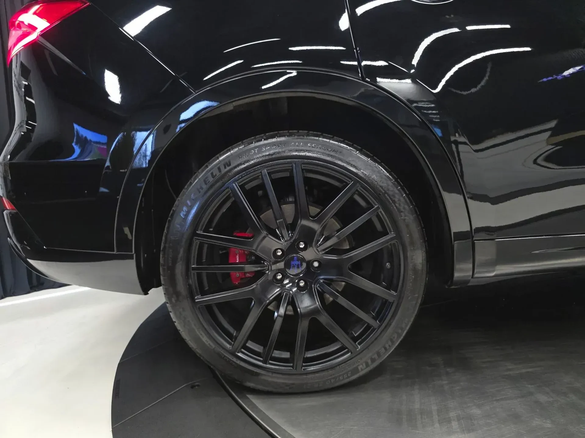 mph049_992800485_234f1841_60af_4d1b_a620_4d5cc3d3ccfa_e4f03211f6