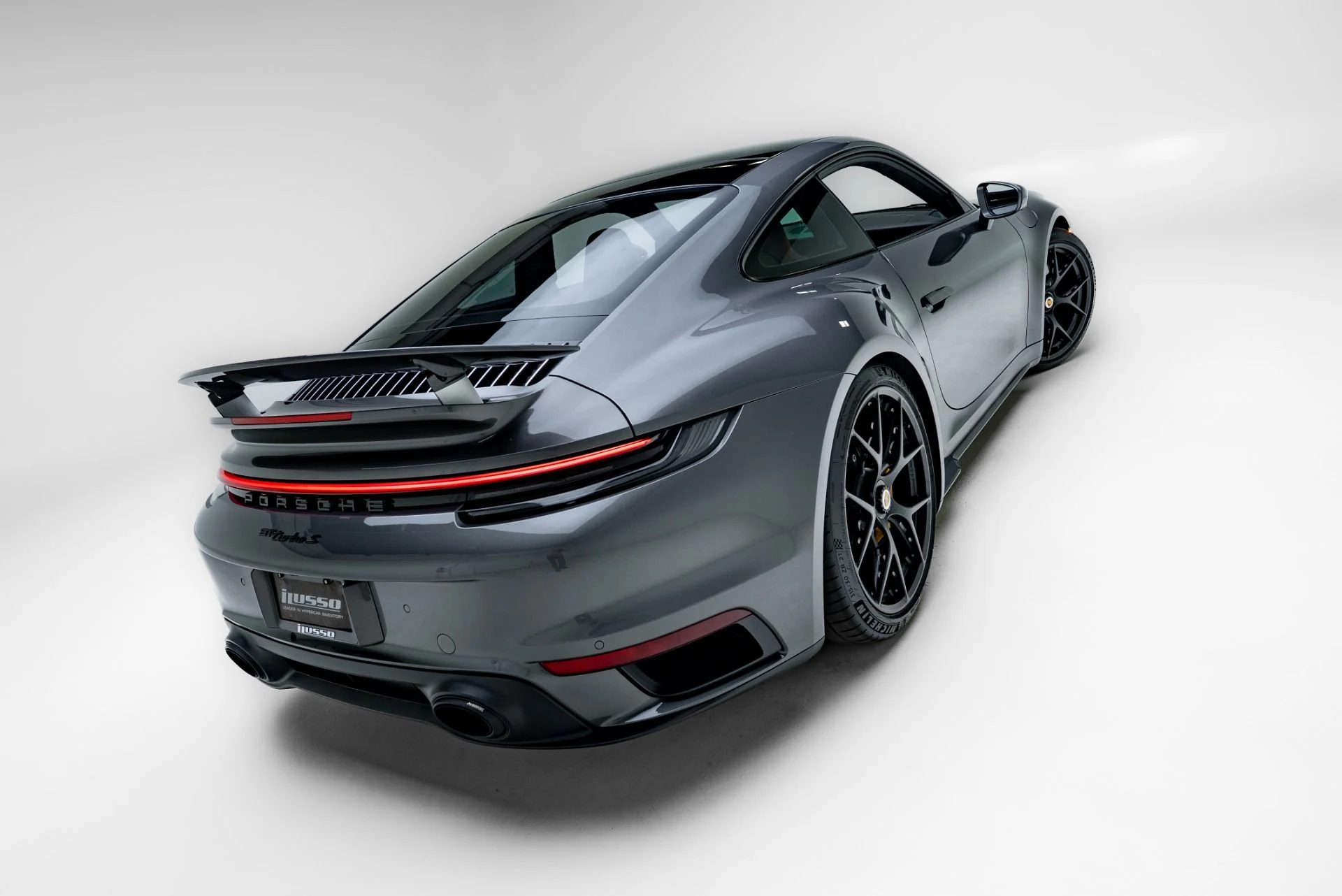 mph049_993917615_Used_2021_Porsche_911_Turbo_S_1778698785_4b9d8a702c