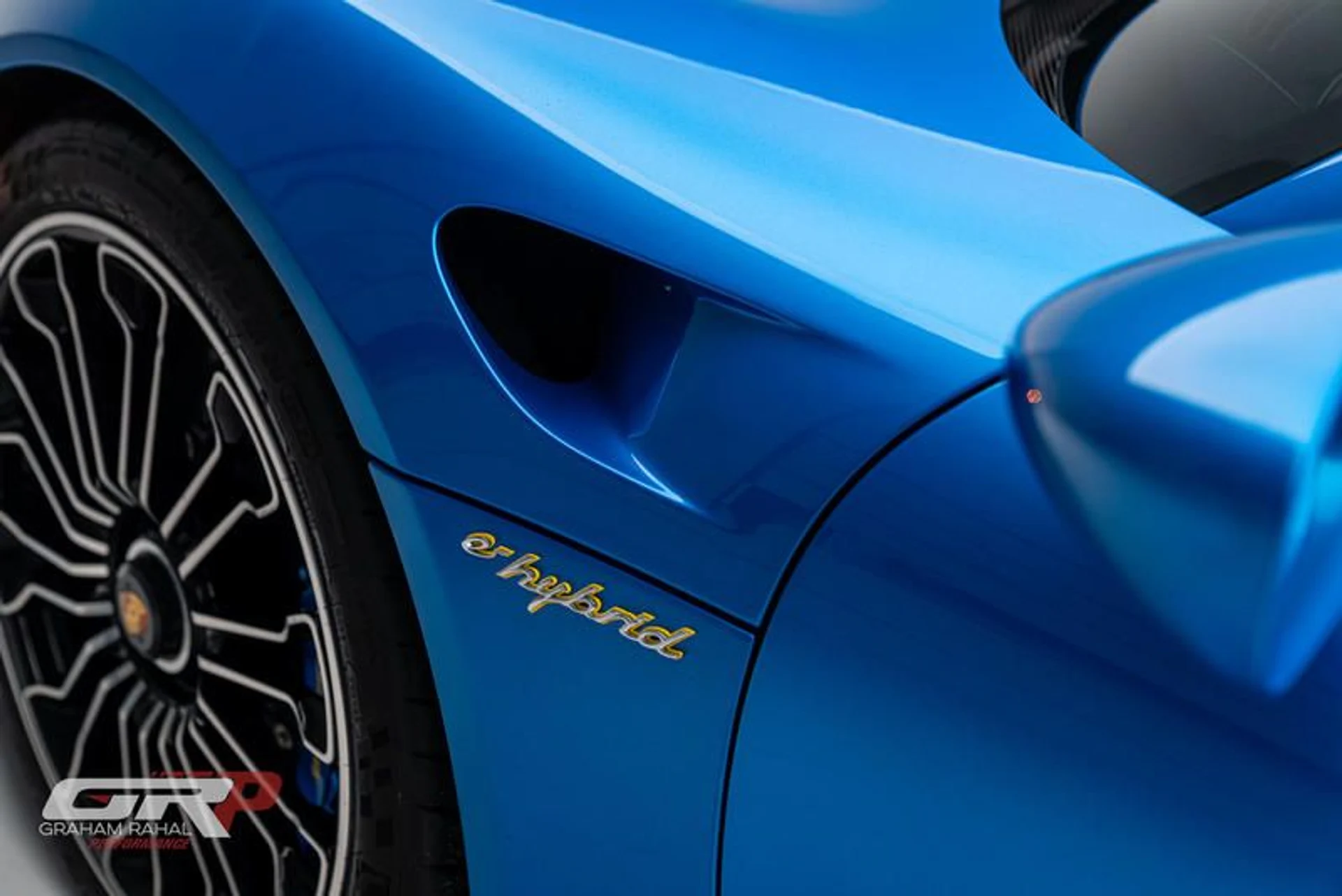 mph050_1015981848_EDB_9_A5_AC_1_CA_0_42_A8_9_BD_0_3_AD_86_C2_DF_313_5d9d842252