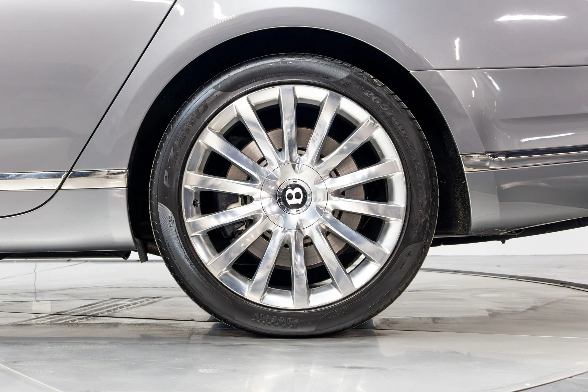 mph050_1019258294_Used_2017_Bentley_Mulsanne_Speed_1775685979_37d3dd879f