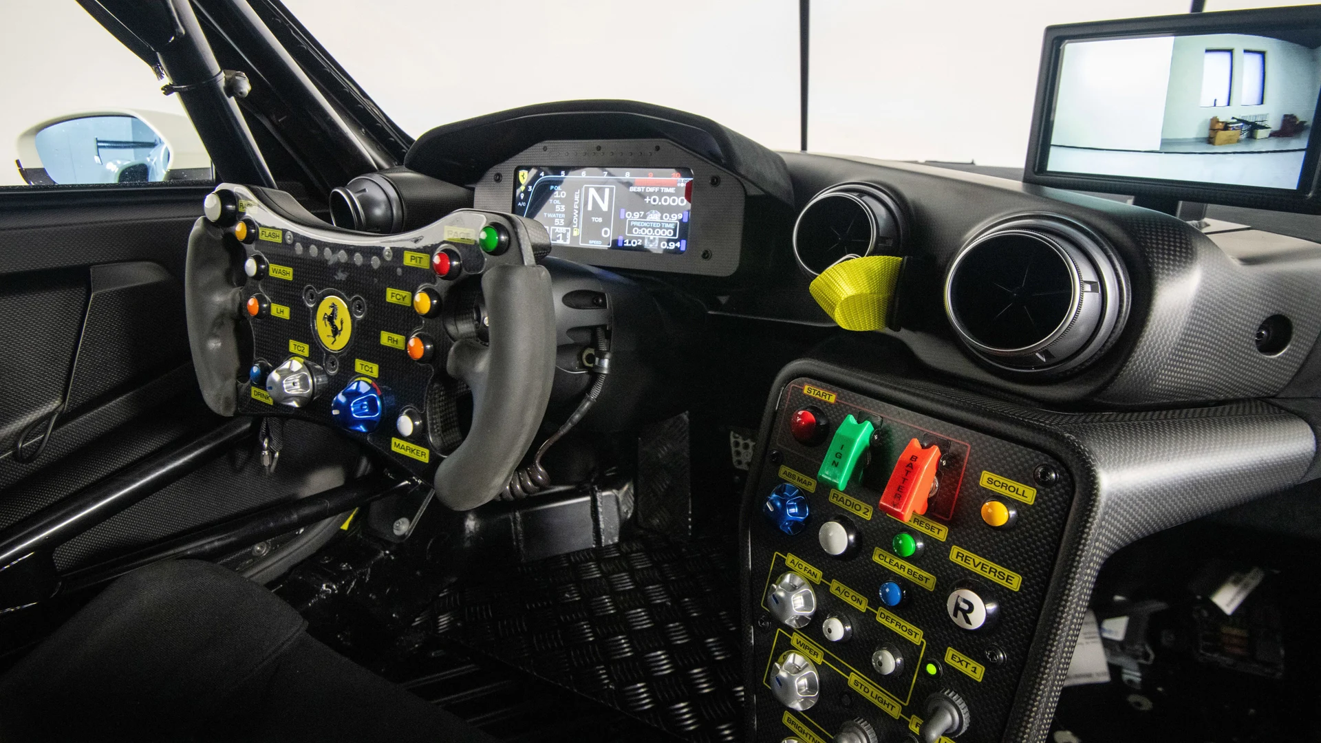 mph050_1039075418_1c4d6288310a414785ab3498ce12a176_d8b879dfaa