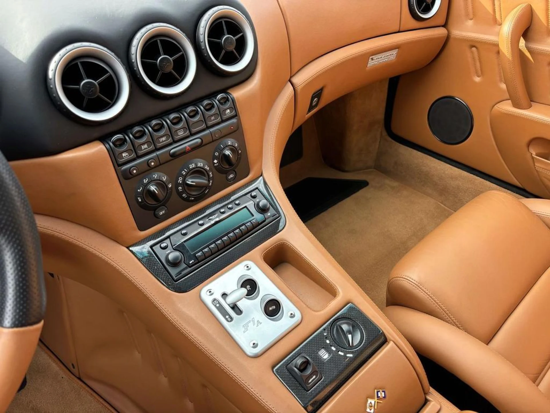 mph050_1050631660_6ef81de99f0953de1efc159da0e5b547x_18455ed876