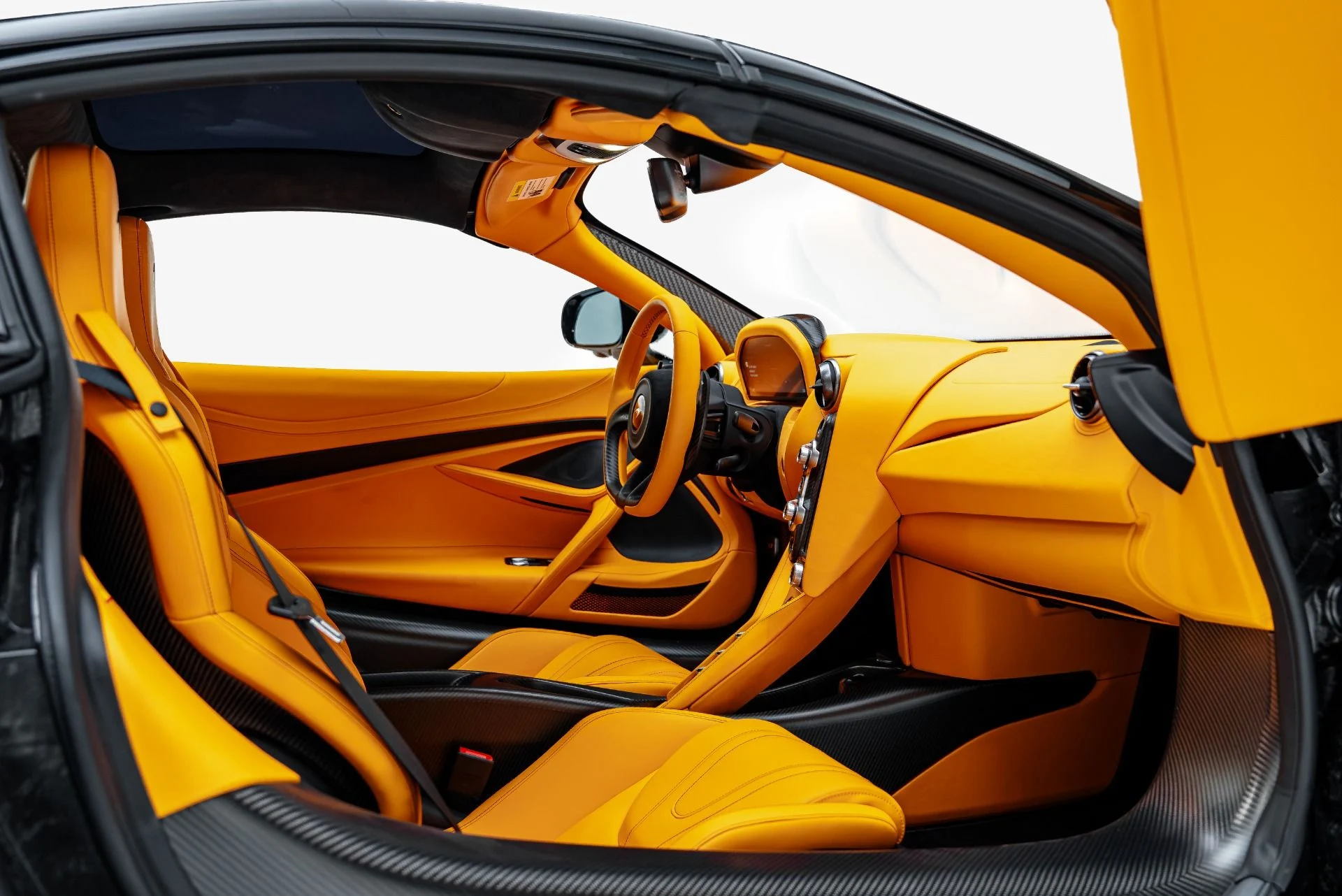 mph050_1054631137_Used_2022_Mc_Laren_765_LT_Spider_1792622318_bdf503bdc2