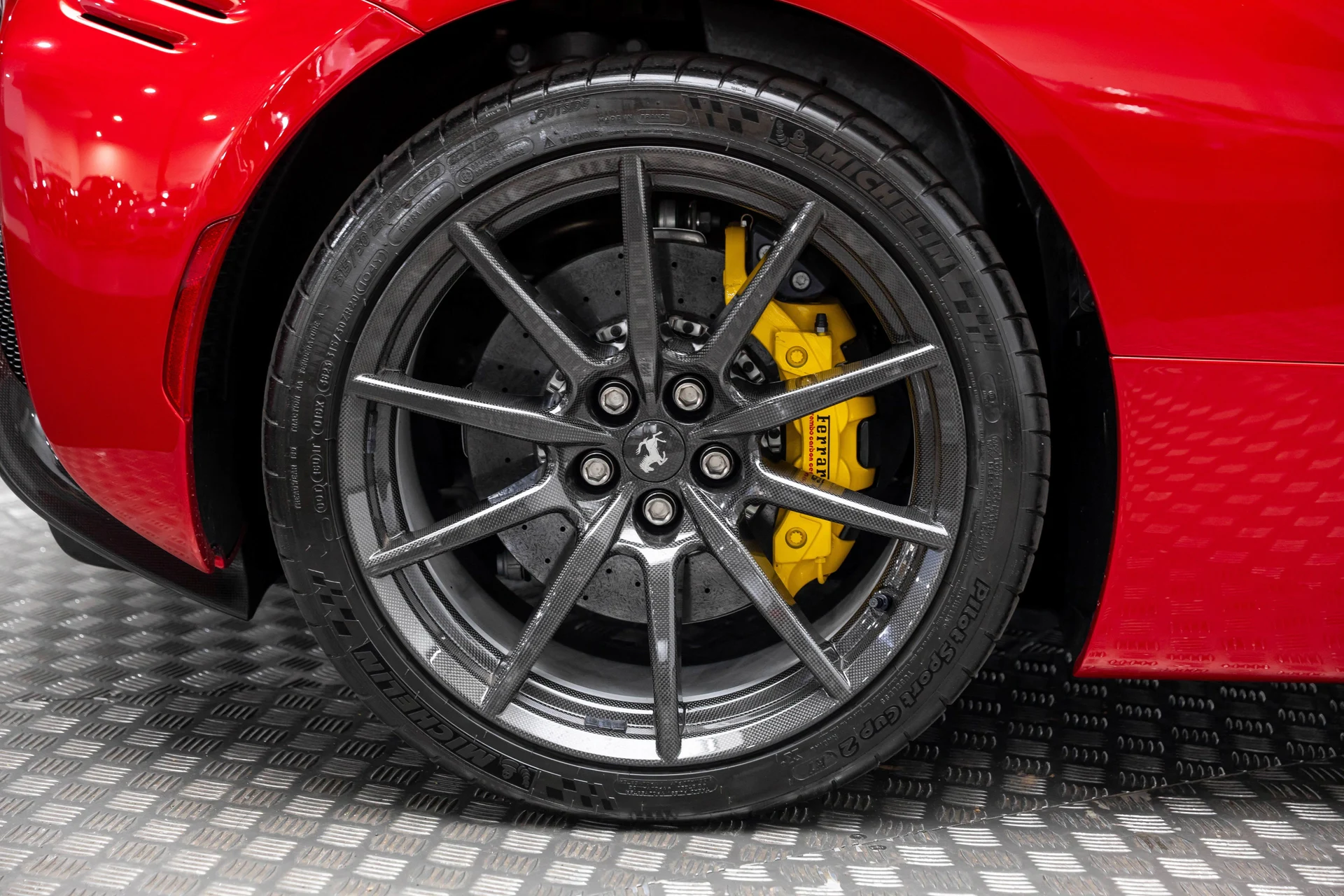 mph050_1061806600_b61e278bddd847ad89fb347531abf3c6_440a815721