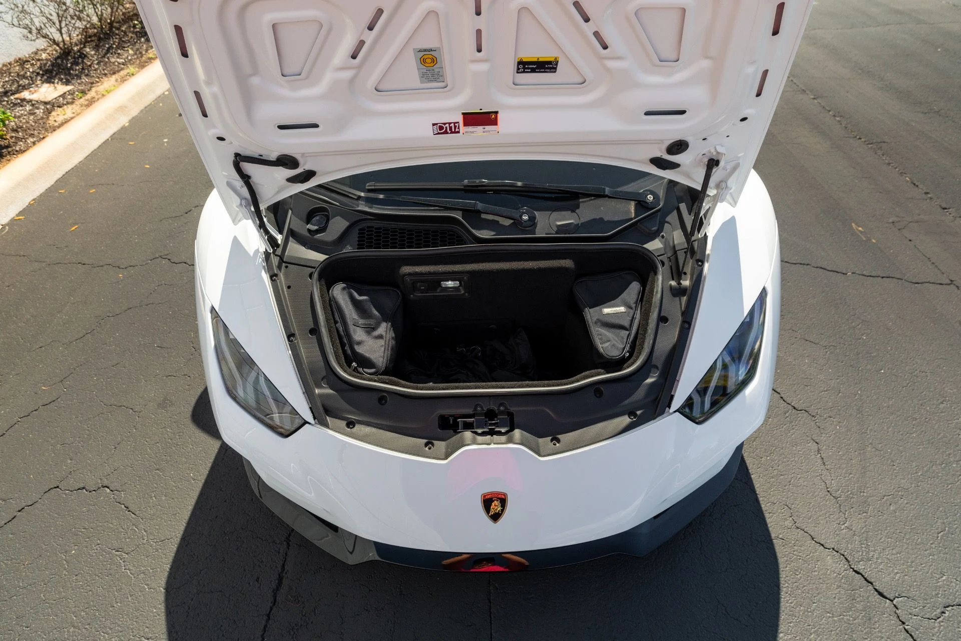 mph050_1075216522_Used_2021_Lamborghini_Huracan_EVO_Spyder_1766012868_77995cb450