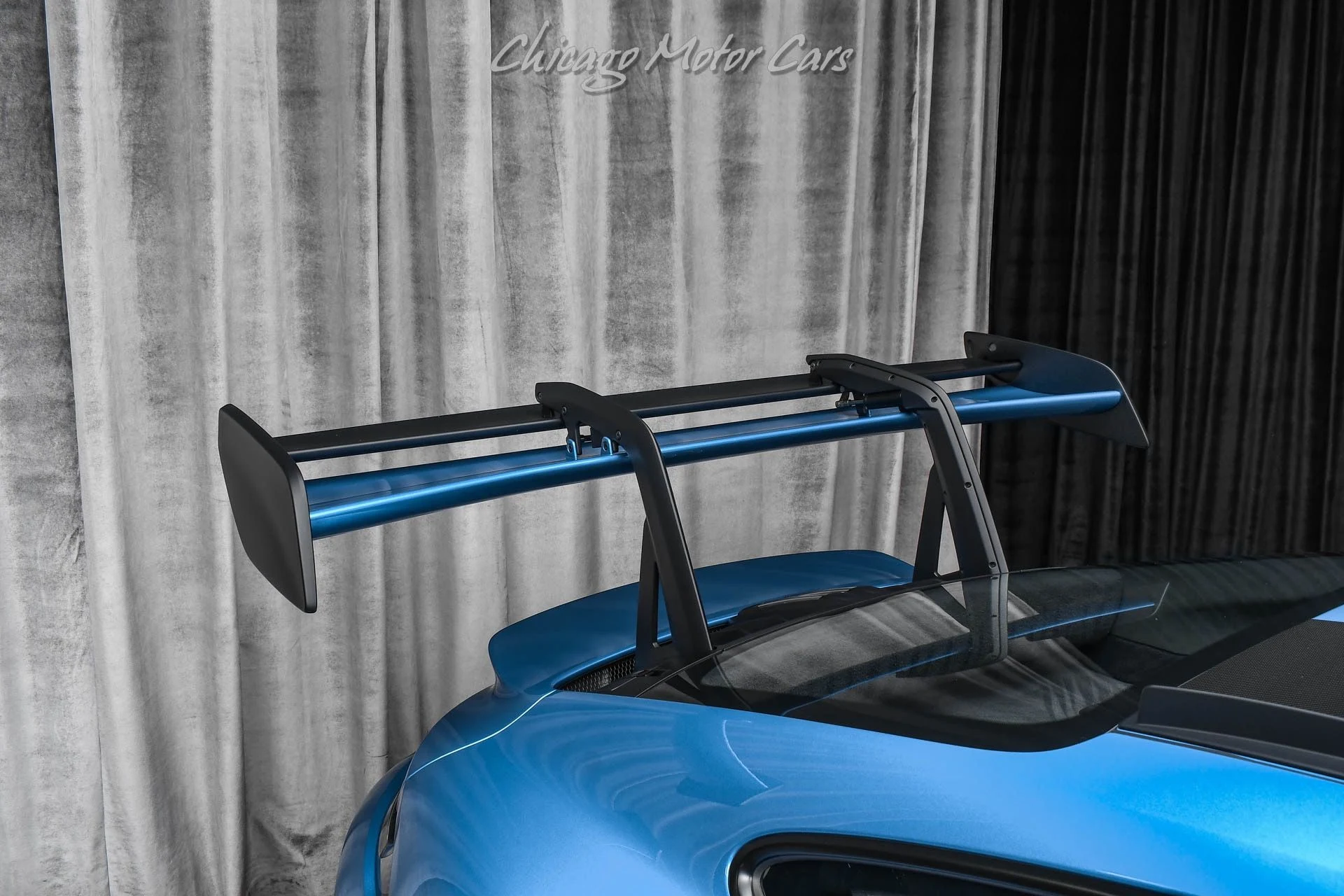 mph050_107613415_13368_p51_l_1f38521b5b