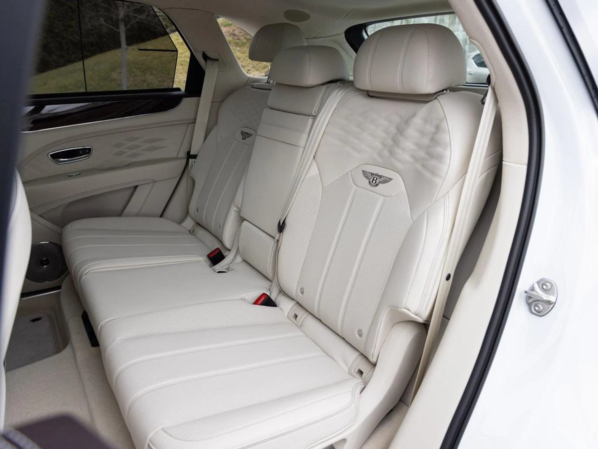 mph050_1087117797_403809831_67c233ee6b5617b02de63658_f88123e8e1