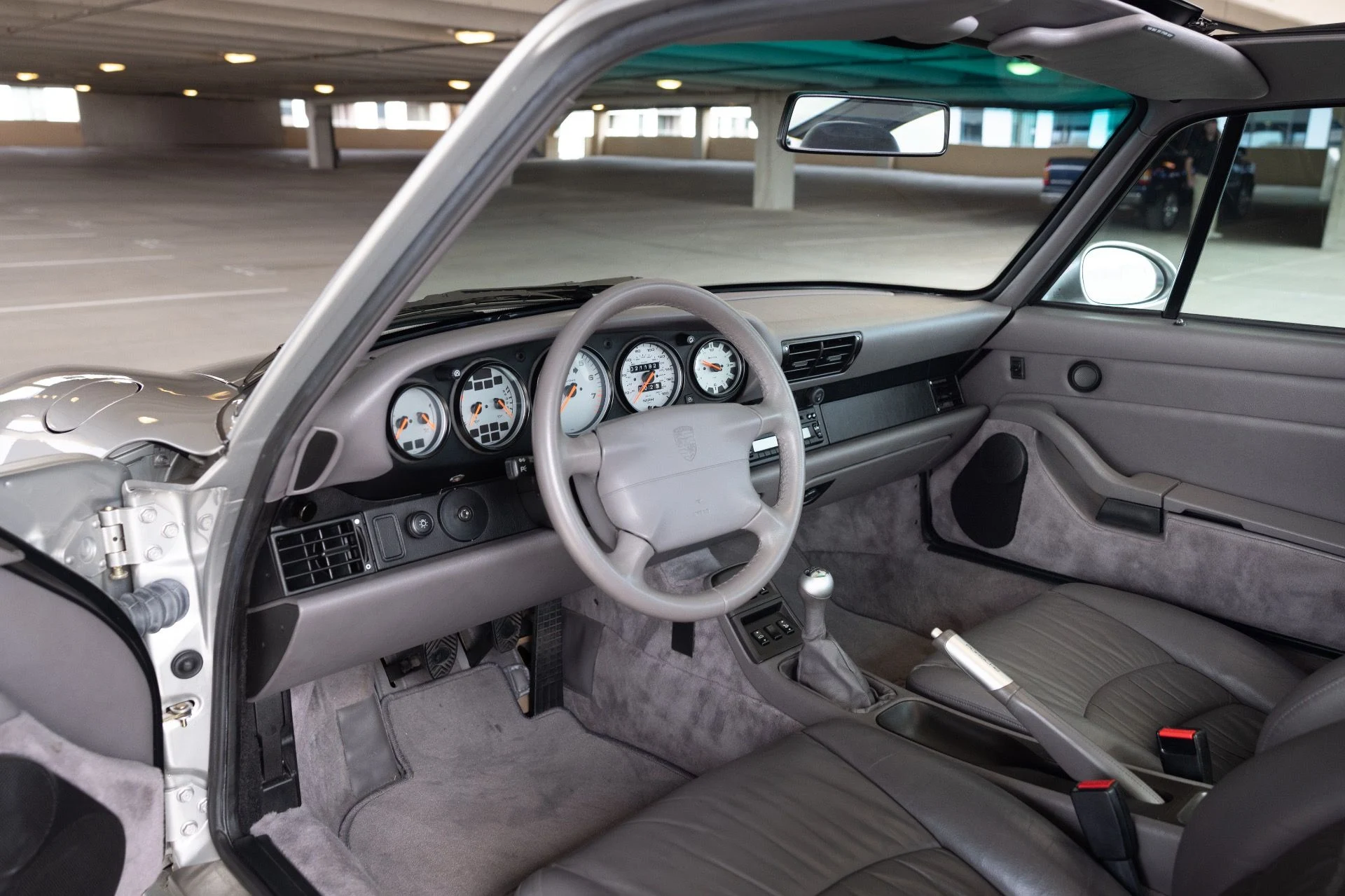 mph050_1089428087_Used_1997_Porsche_911_Carrera_4_S_1785968779_b225e23f45