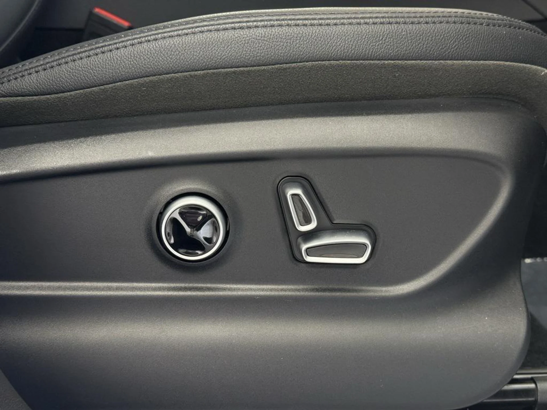 mph050_1104015975_M_Fue52i_P23_Ds_Pb_Erfe_U76oh_Y9_Ps_775ad2332b