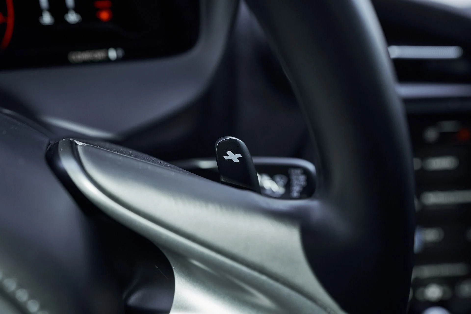 mph050_1104819642_Used_2024_Mc_Laren_750_S_Spider_1761608952_4bc3c239dc