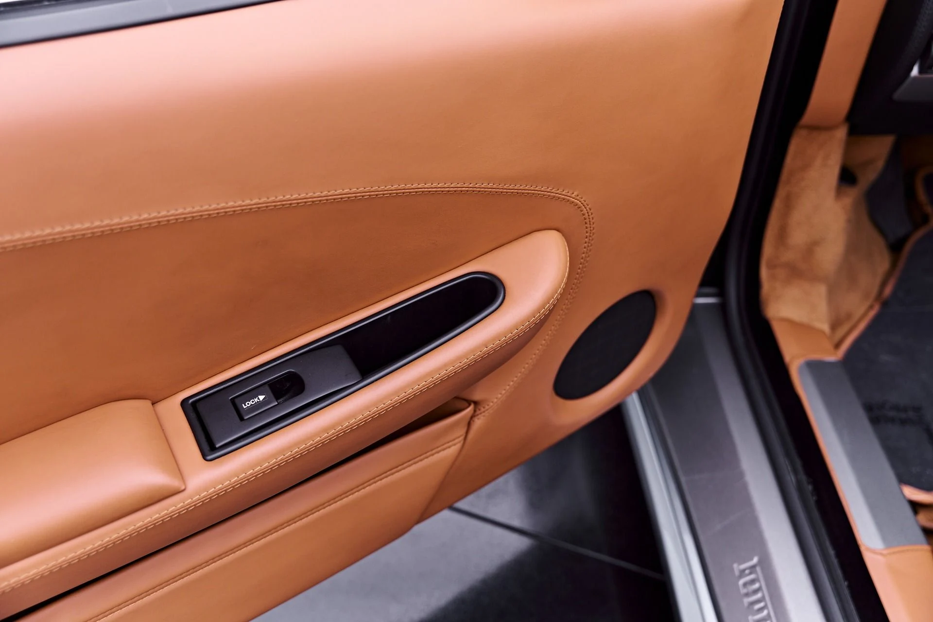 mph050_1113508076_Used_2009_Ferrari_F430_Spider_1782842874_4663fd9e97