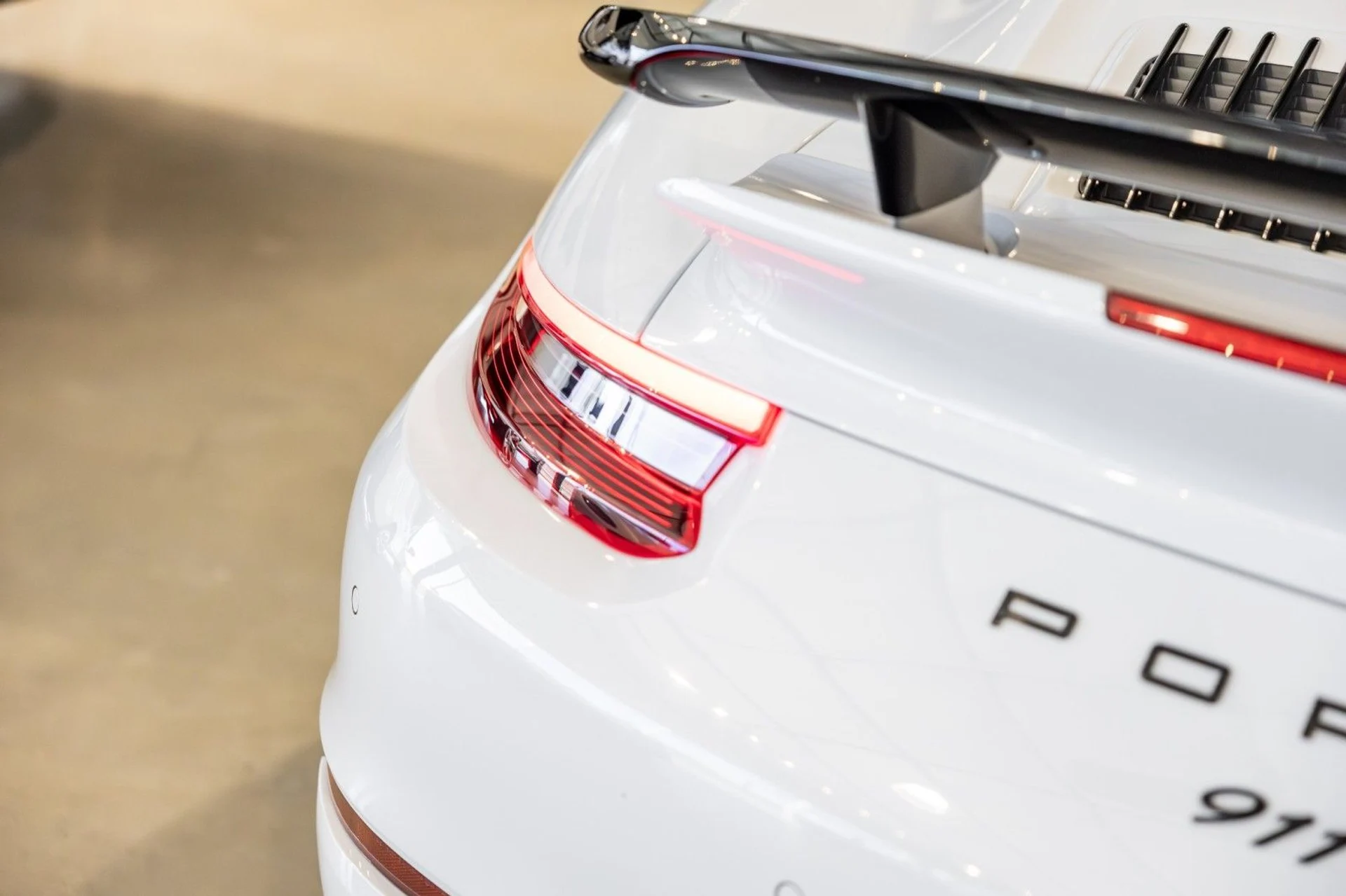 mph050_1113550308_k_A_9ef22af42b