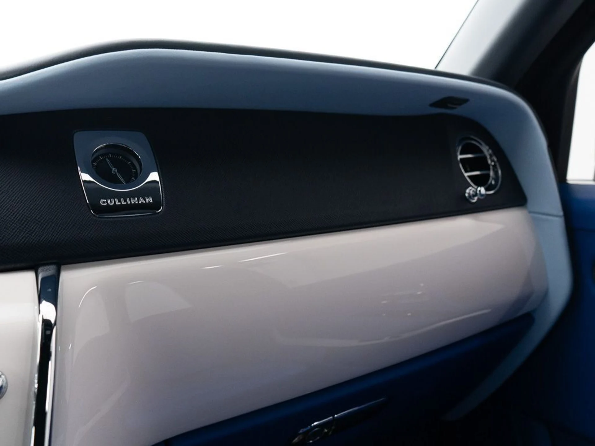 mph050_1133687005_751d7867aefc9b4a4056e3340f99b2e0_48232f3696