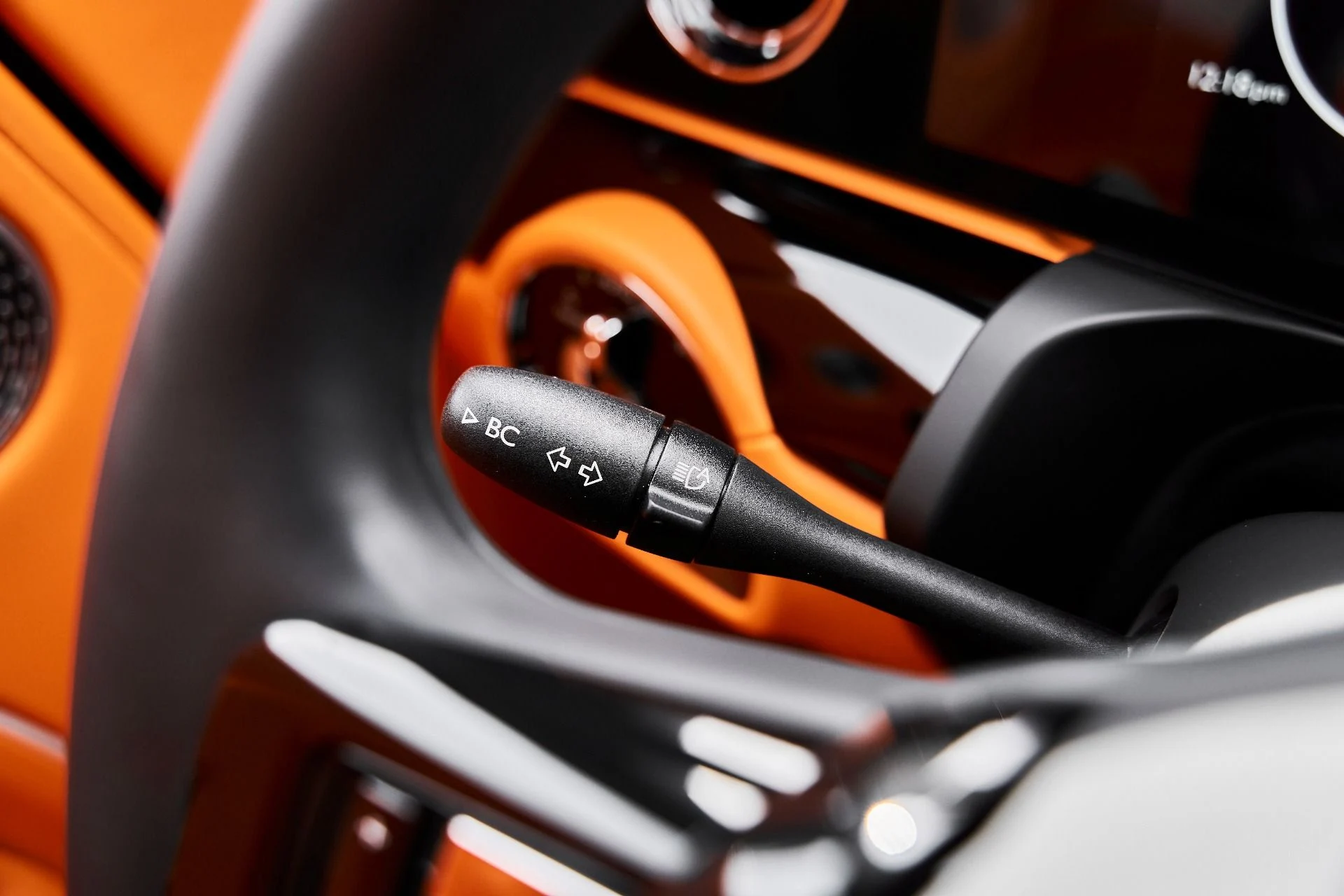 mph050_1139105687_Used_2025_Rolls_Royce_Spectre_Base_1775928283_ae65cdd638