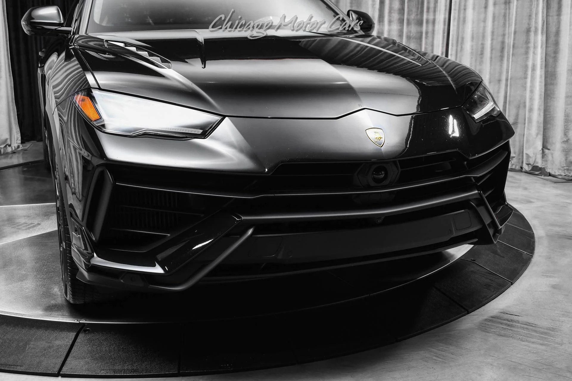 mph050_1140988581_13420_p51_l_9a76701635