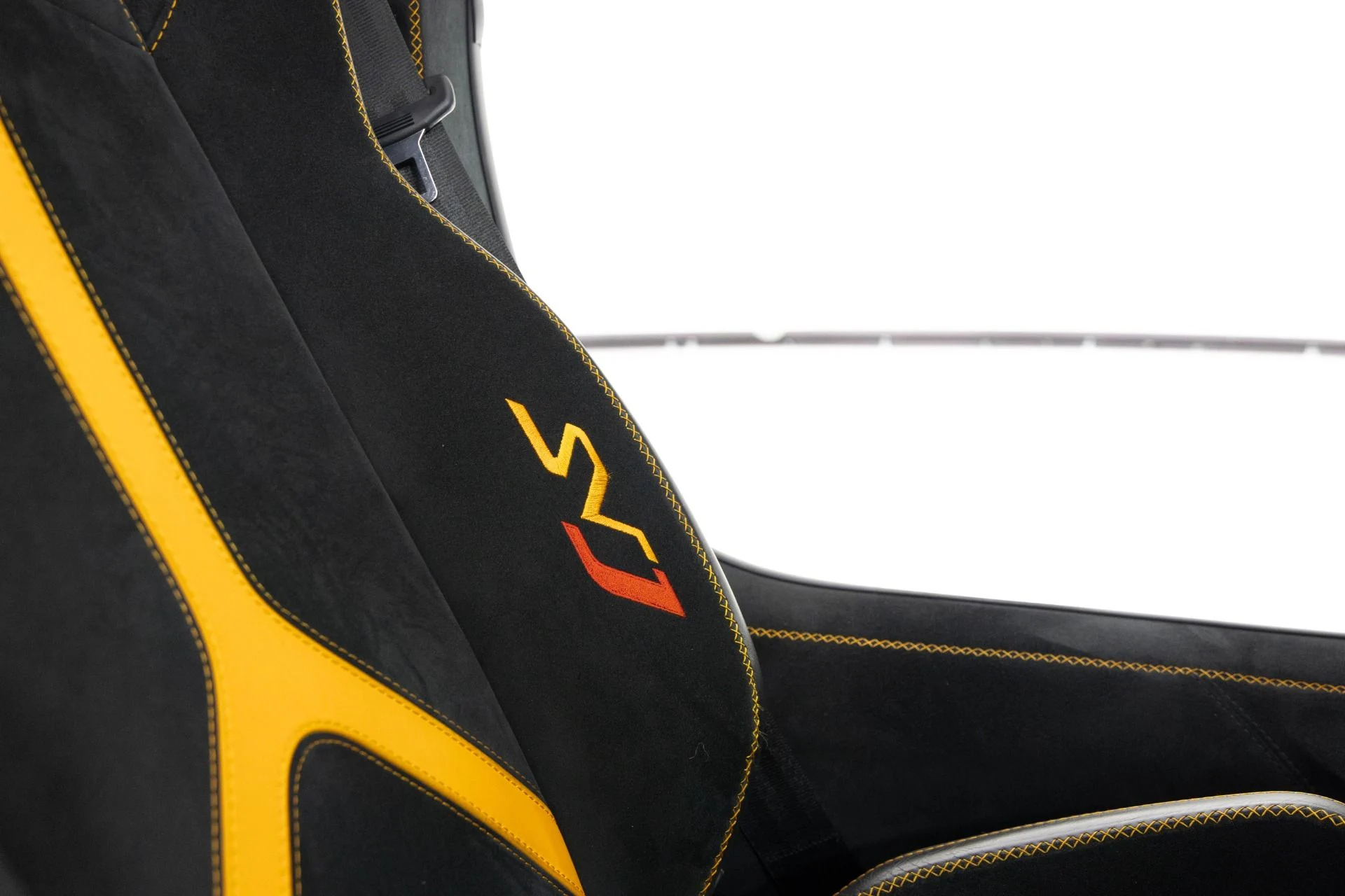 mph050_1194670491_Used_2020_Lamborghini_Aventador_SVJ_1768952736_4a49c43cc9