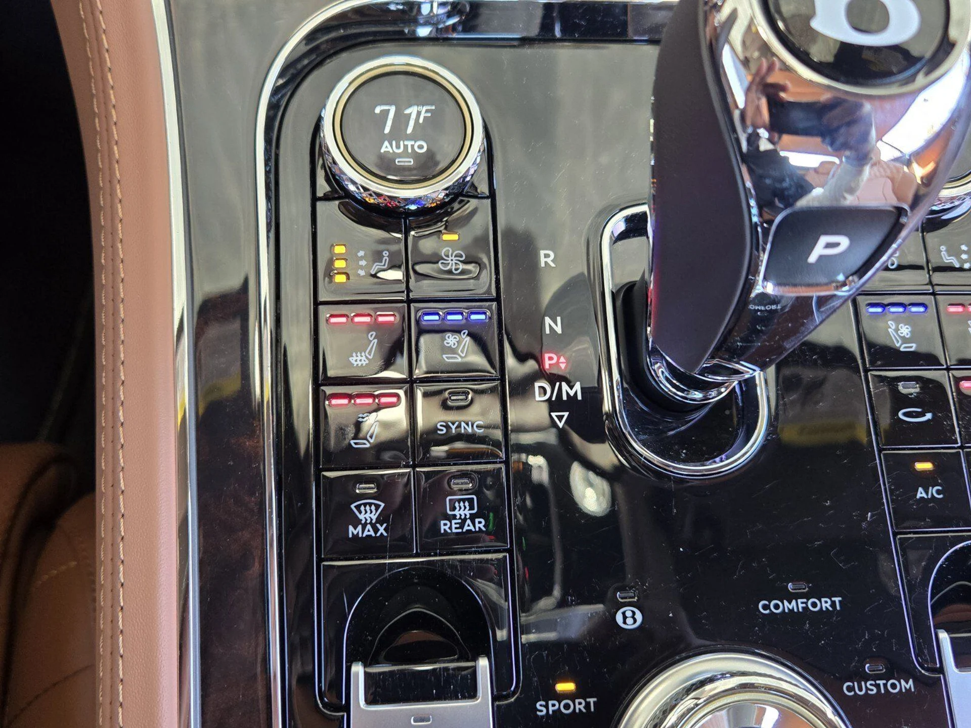 mph050_1225854823_fcd66d72fd25d4a269e5109bb4b2af1fx_12e2f531ef