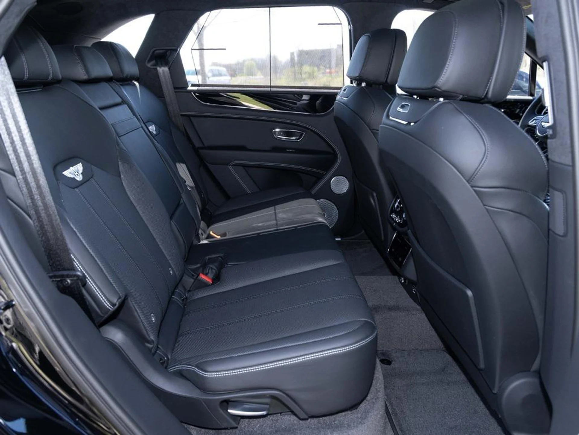 mph050_1227745492_407780630_6946445d604a396795b9f3fb_f25649dc8c