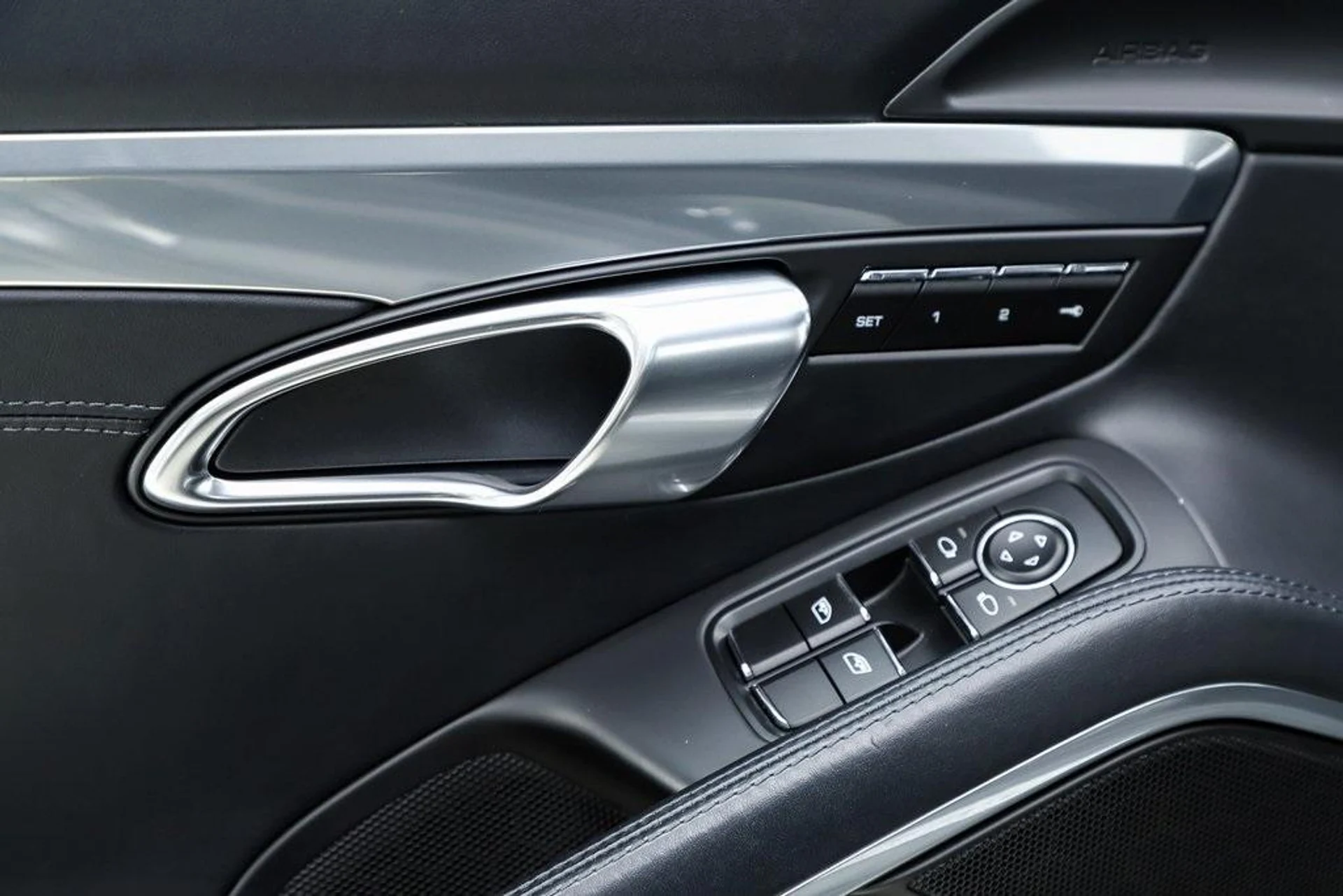 mph050_1245951047_U_Lh_Z1_M_Wn4t_JM_1_B_Shrh_Fi9_AR_Gd_Yw_24167a6502