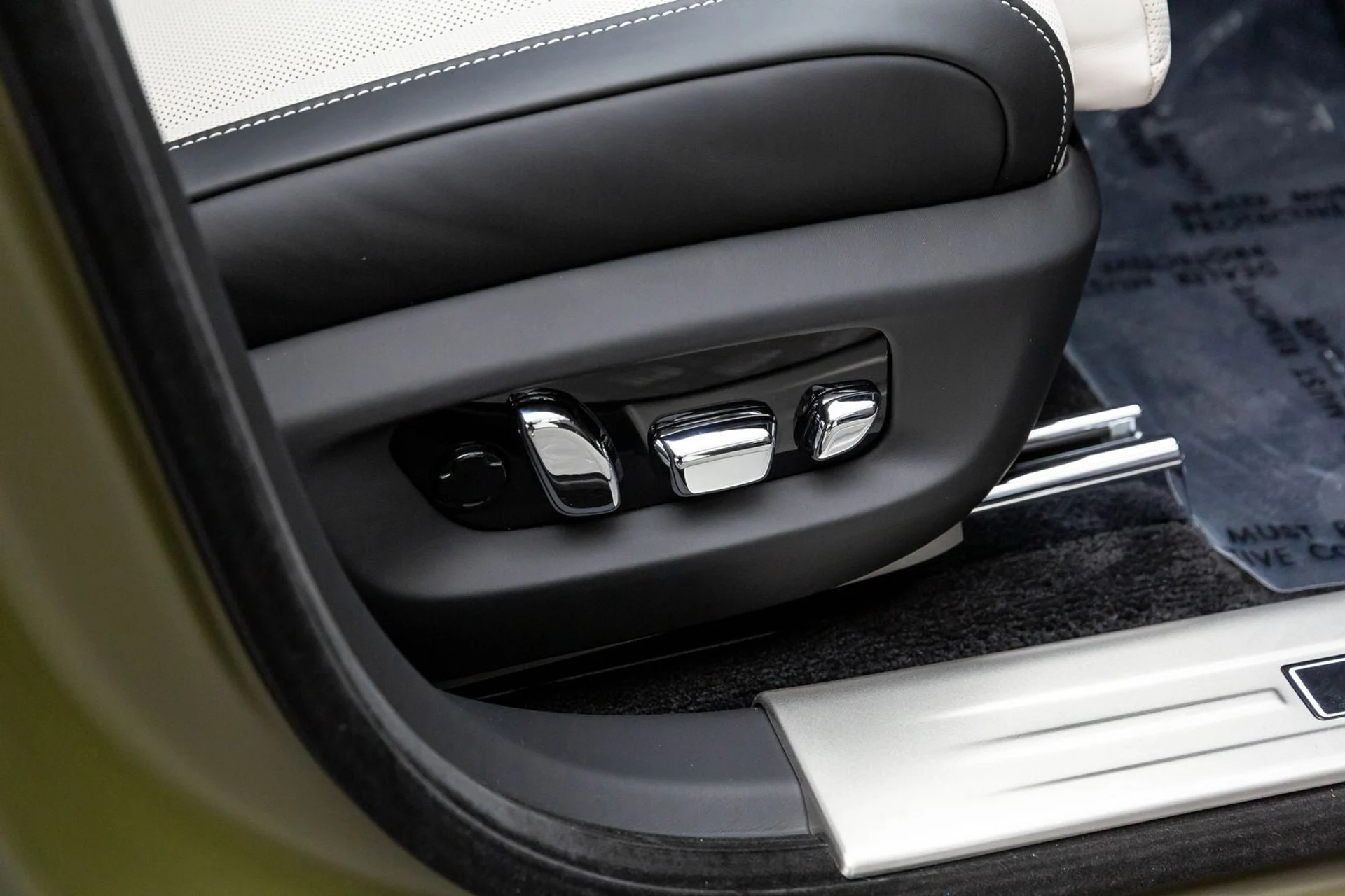 mph050_1250618811_51_bad87346a7