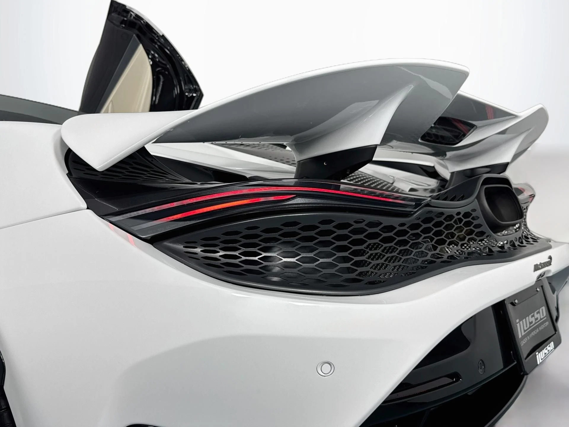 mph050_1267802636_Used_2024_Mc_Laren_750_S_Spider_1788340248_86796b9f9c