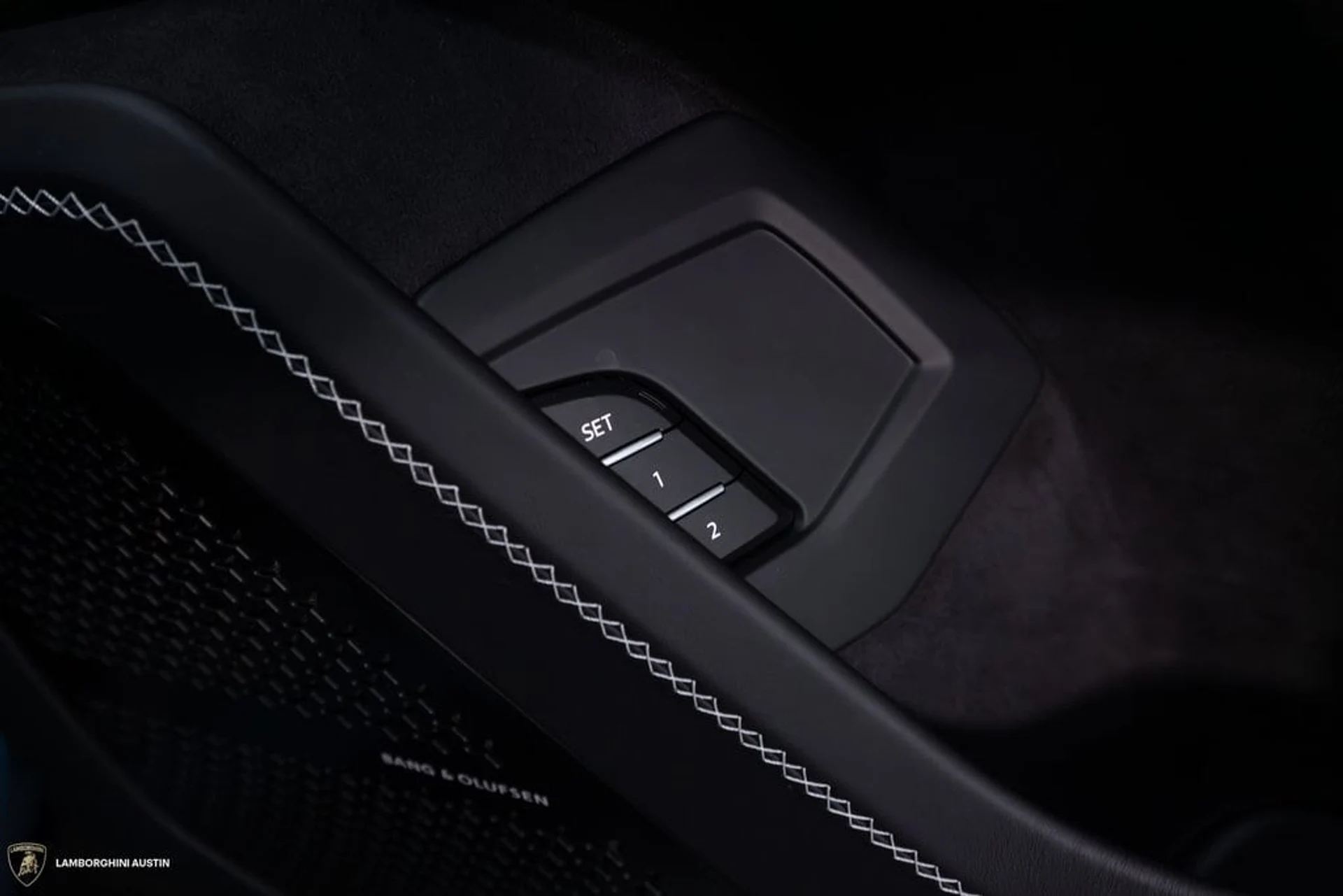 mph050_1278237854_dd579219dd818099f53777295896581ax_7803175eeb