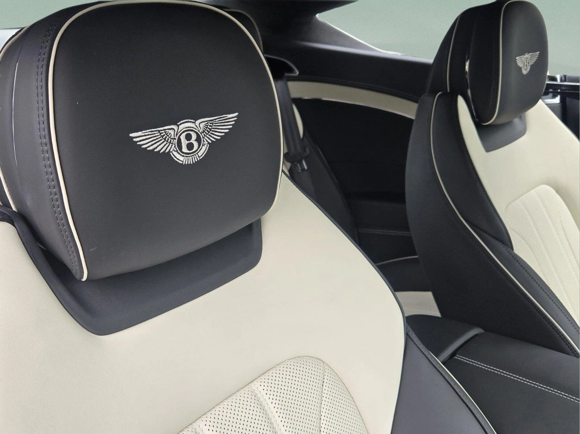 mph050_1338668124_3308e2de3fcef626a402be16961bf4a9x_545180293c