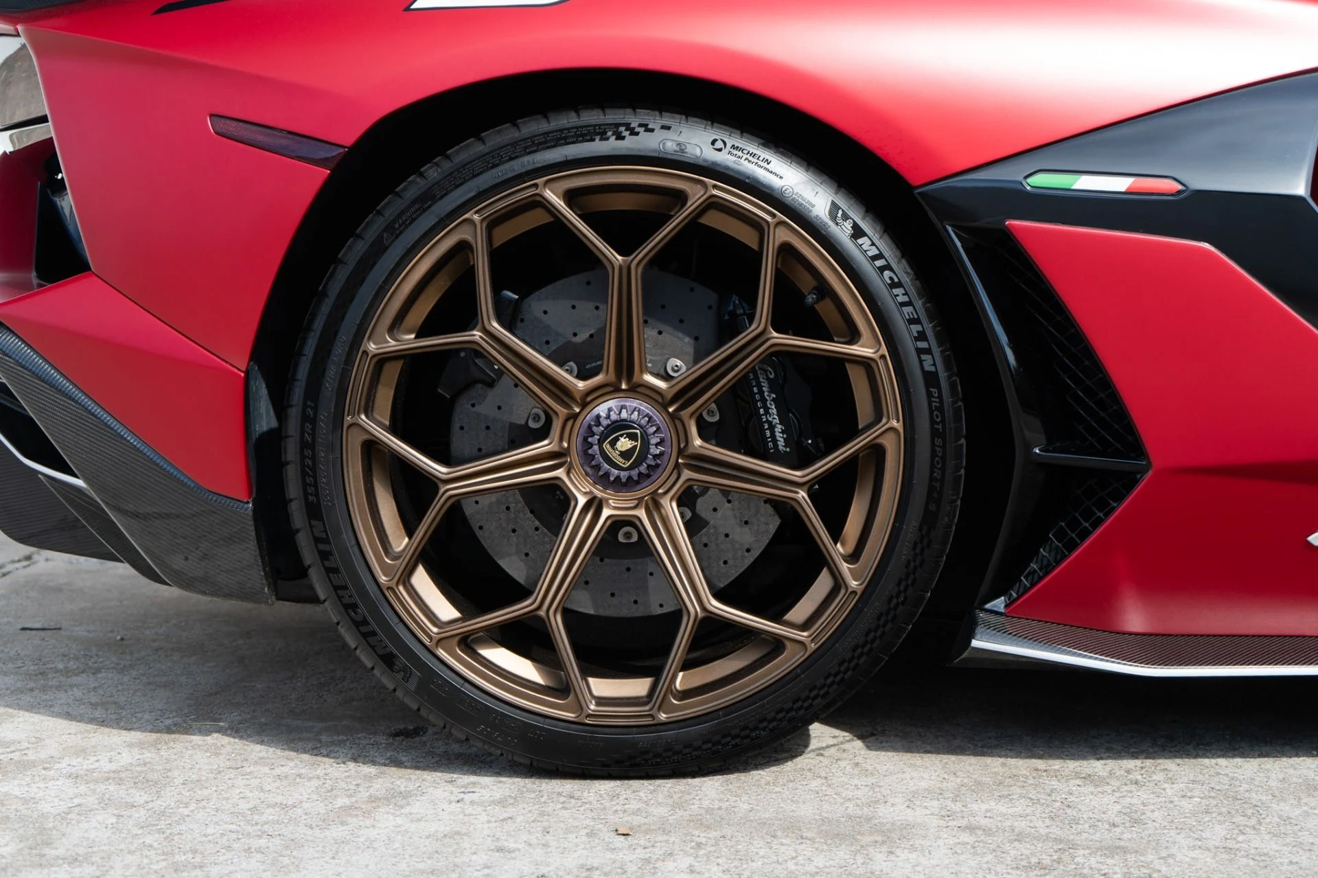 mph050_1339228991_Used_2021_Lamborghini_Aventador_LP_770_4_SVJ_Roadster_1790720056_bbdba8e6ad