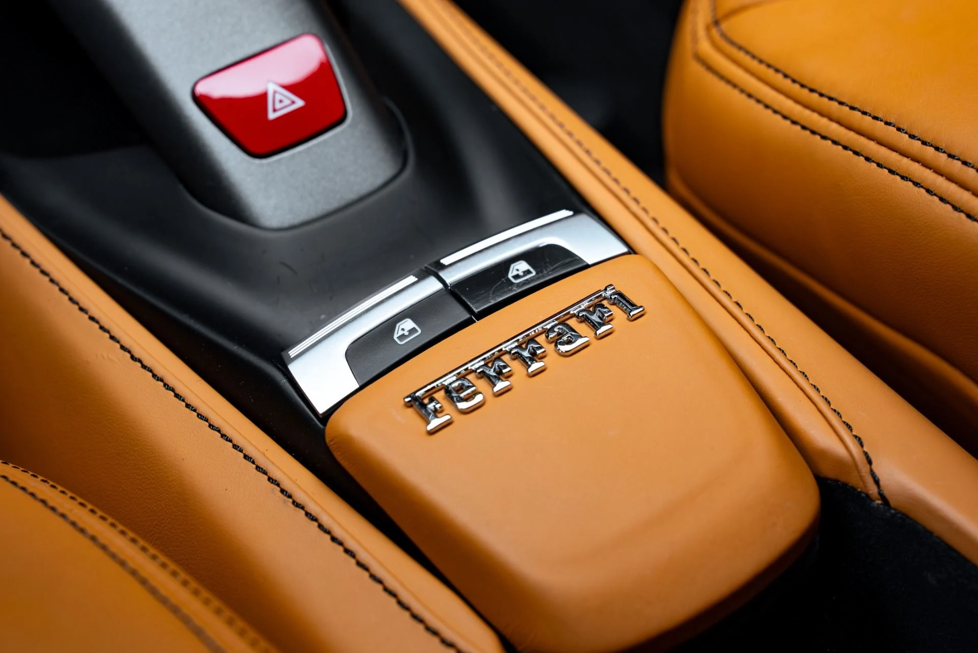 mph050_1341779646_Used_2018_Ferrari_488_GTB_1776815773_4d2b9616b7