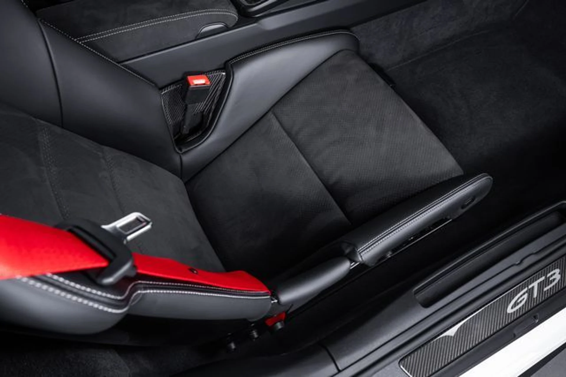 mph050_1353015250_cc0e4fab1caffbfeec02add268799c10x_08a4b44705