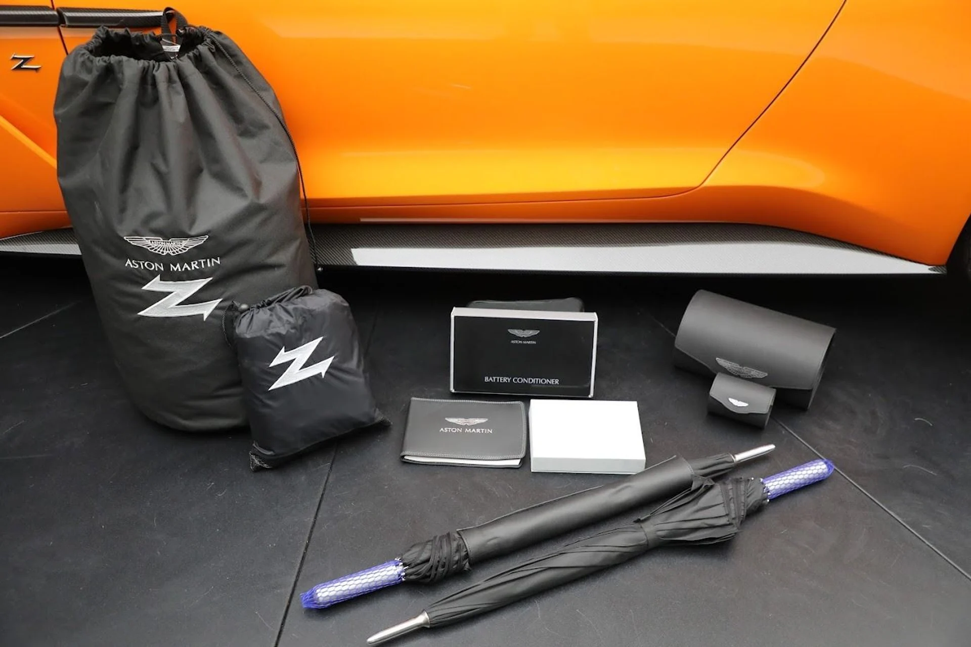mph050_1379662037_Used_2018_Aston_Martin_Vanquish_Zagato_Speedster_0b2d31e81e