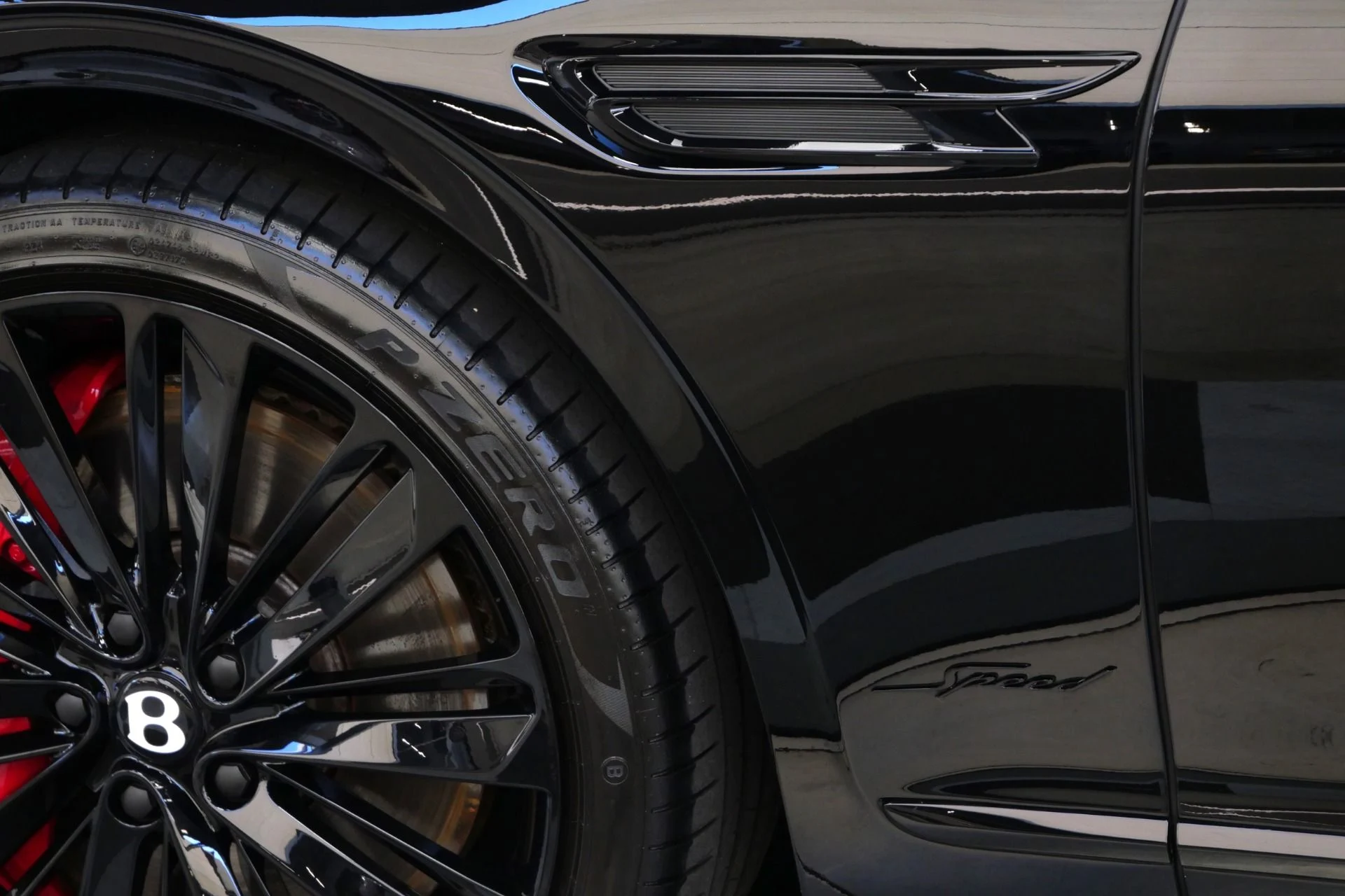 mph050_1388521462_Used_2024_Bentley_Flying_Spur_Speed_Big_Edition_12_Package_Naim_Audio_626_Horsepower_1757008520_52c3225ba5