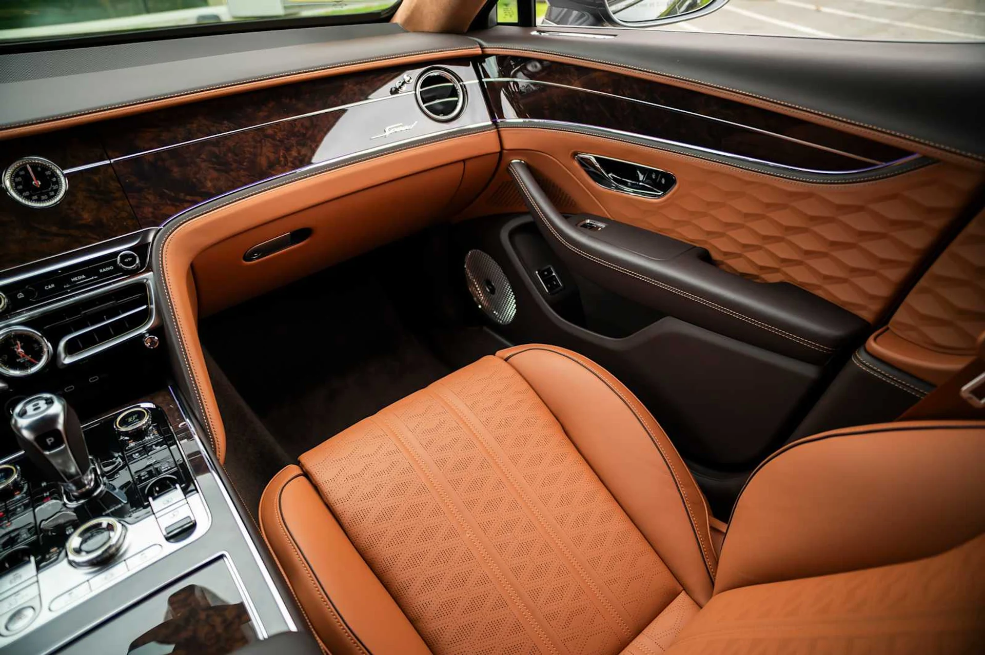 mph050_1416860004_59361ba35788c2e5491bea164de8237bx_bb0054eb56