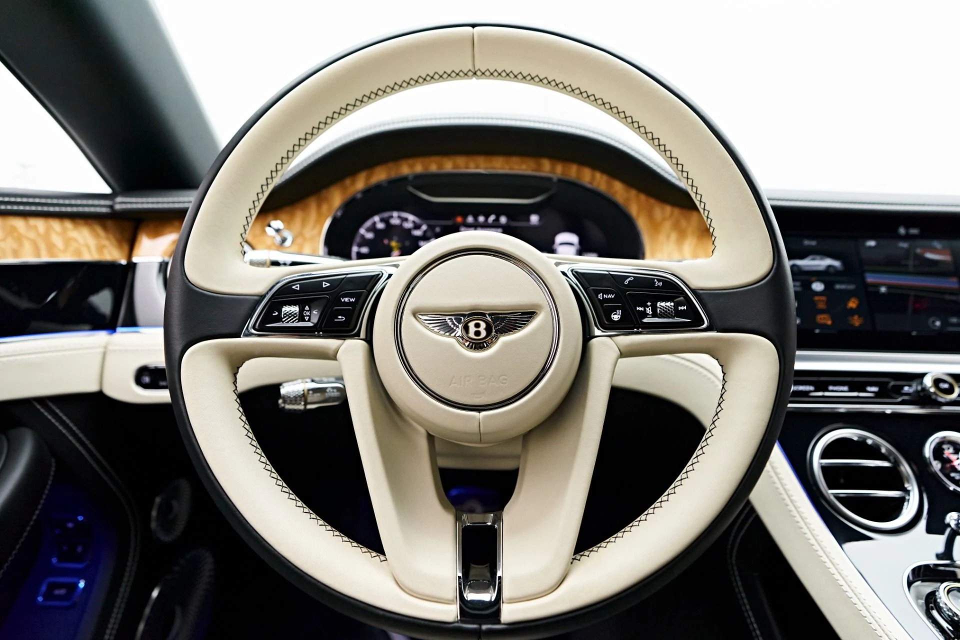 mph050_1466338618_Used_2020_Bentley_Continental_GT_V8_1722650261_4c5591e1e0